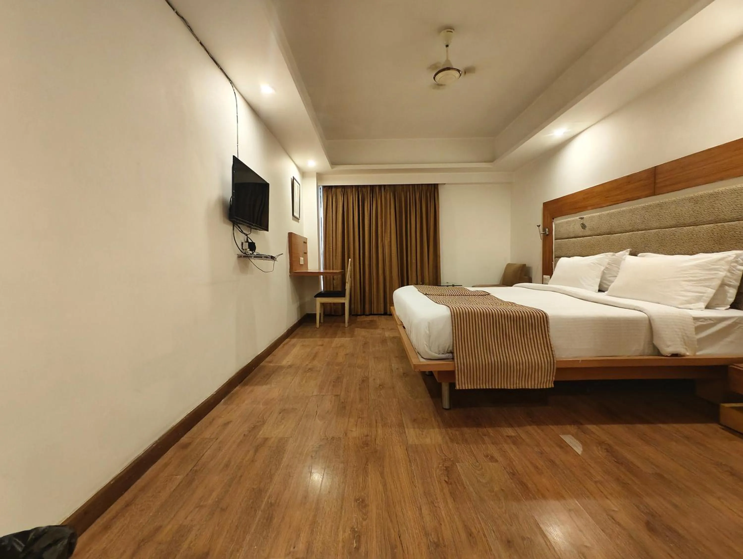 Photo of the whole room, Bed in The Sky Comfort, Ahmedabad