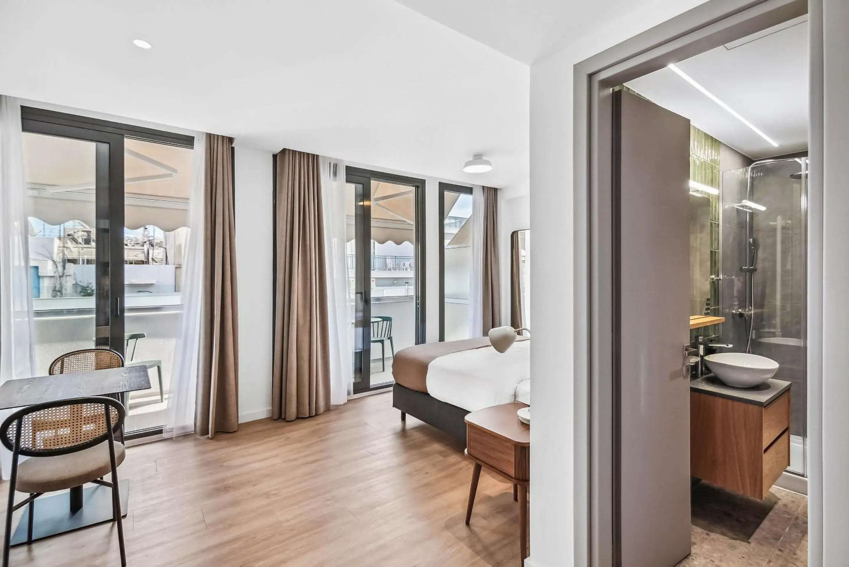 Limehome Piraeus Olive Limehome Piraeus Olive