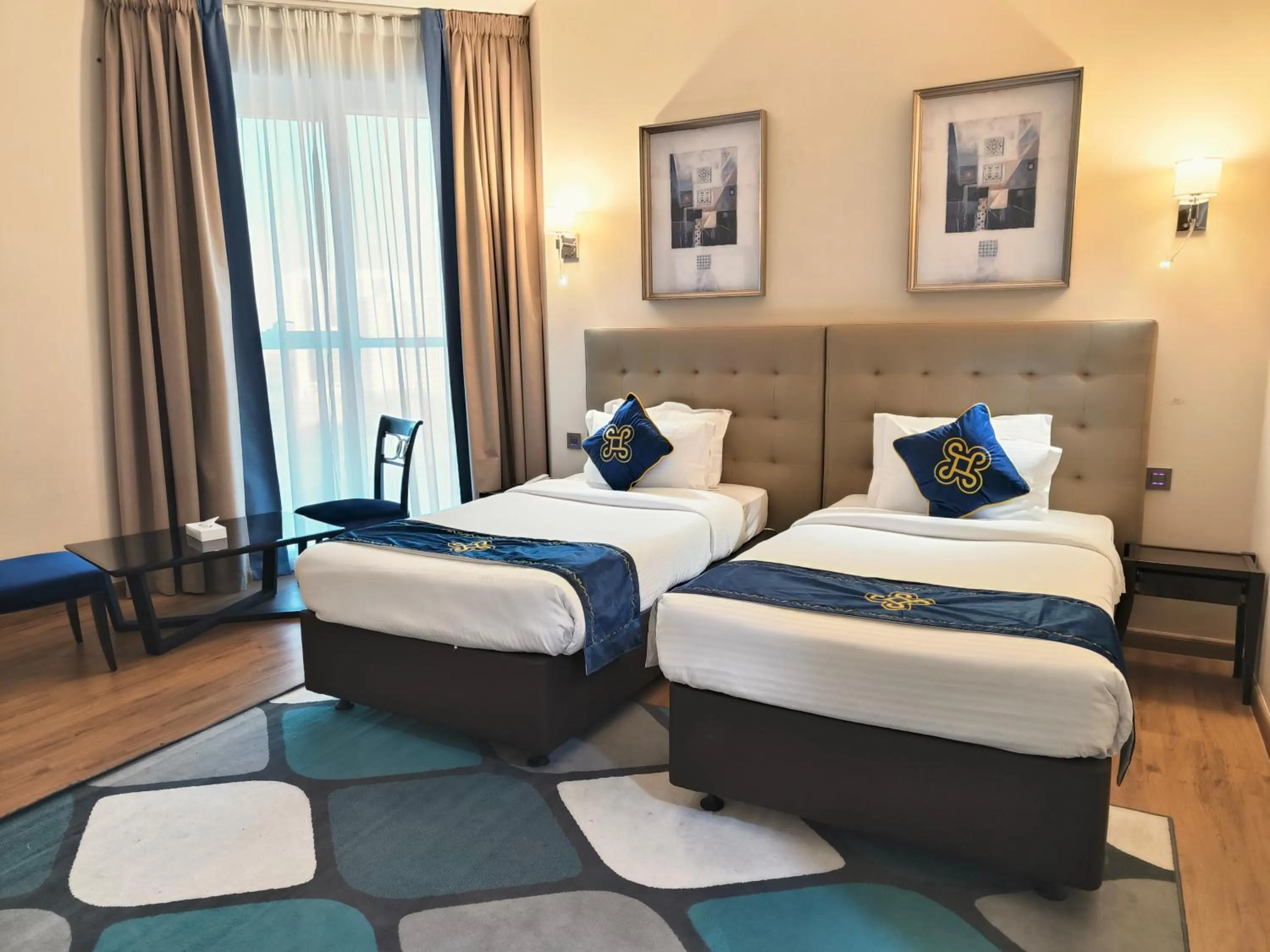 Bed in Seven Seas Hotel