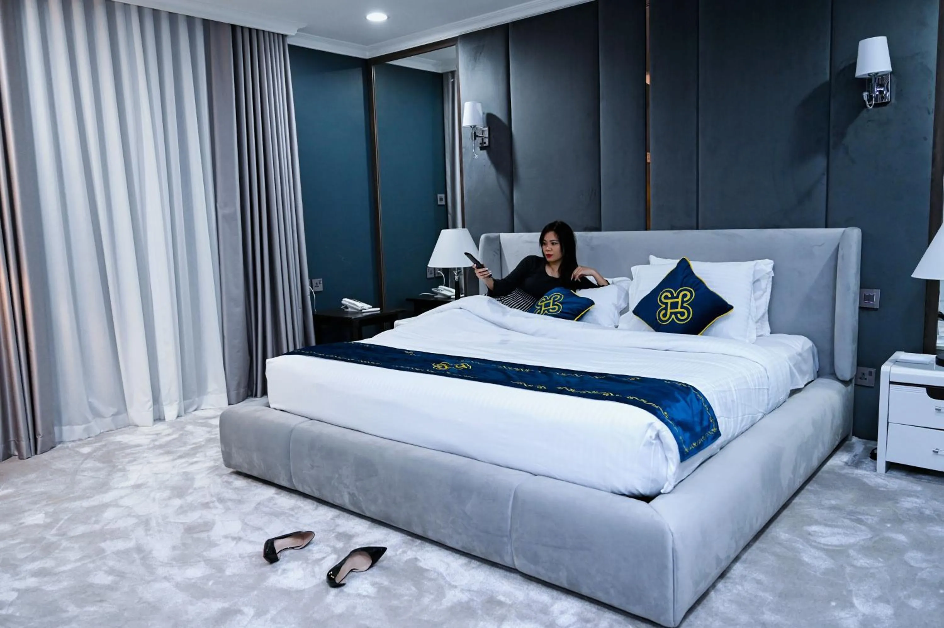 Bedroom, Bed in Seven Seas Hotel