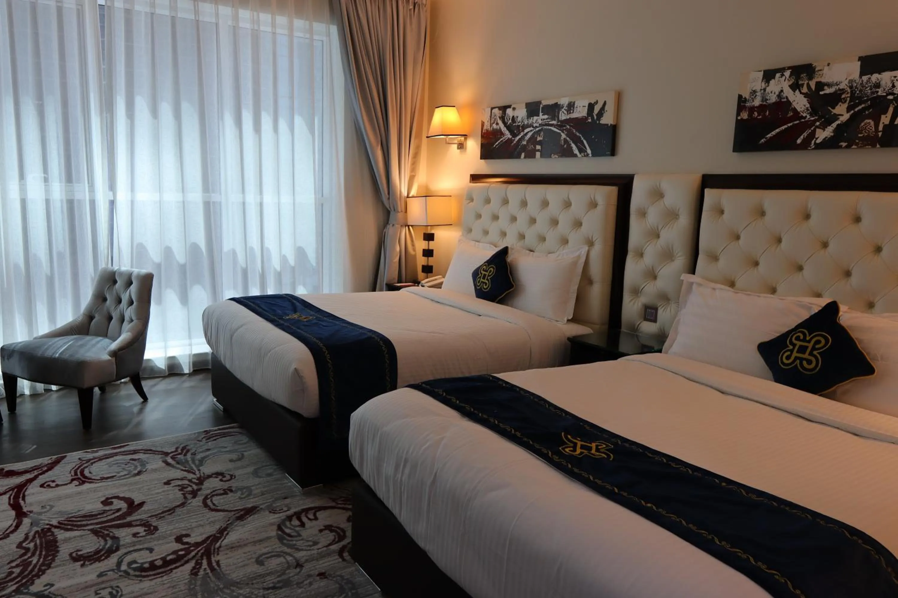 Bed in Seven Seas Hotel