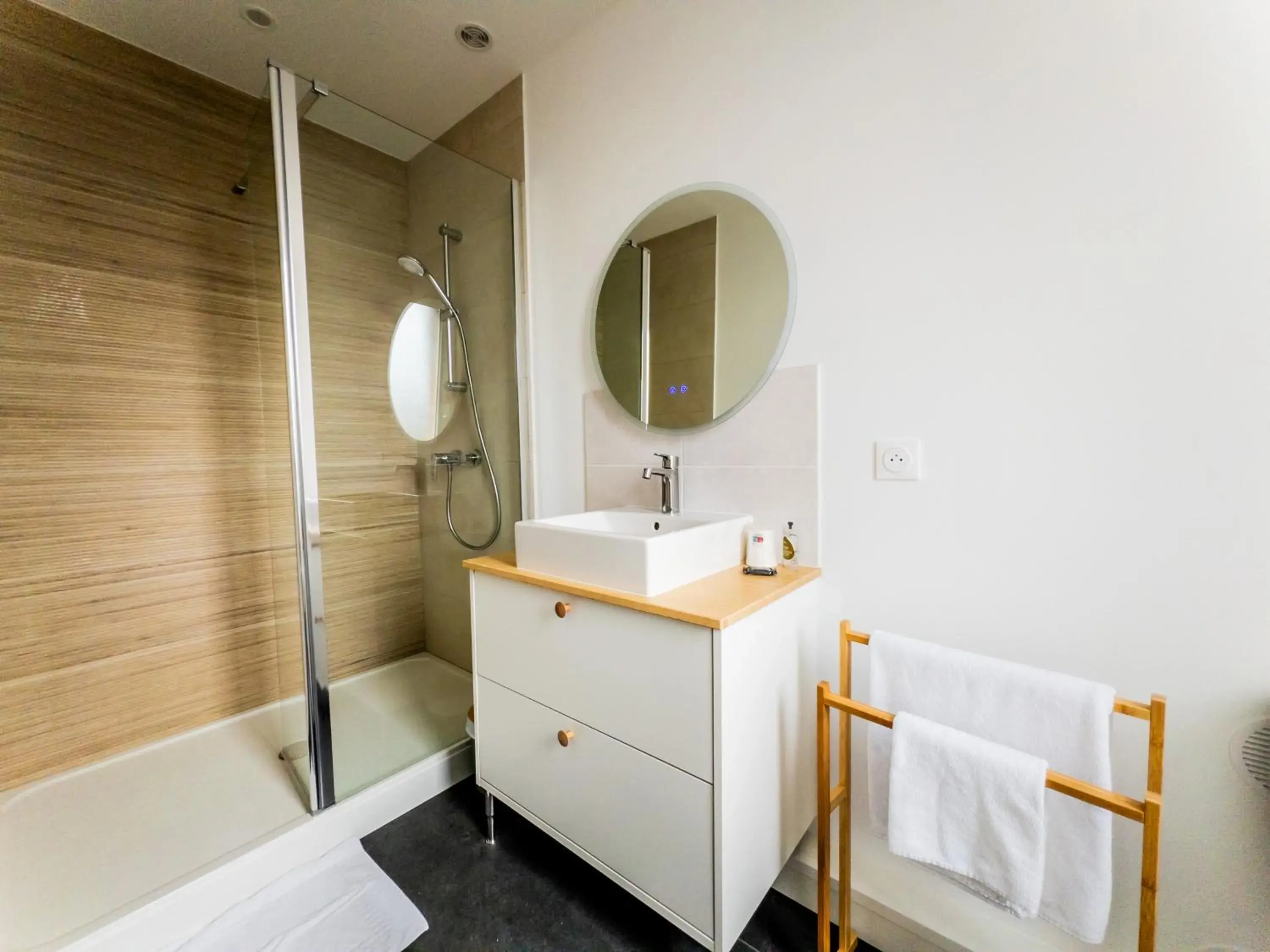 Double Room in Hotel Joly Double Room in Hotel Joly