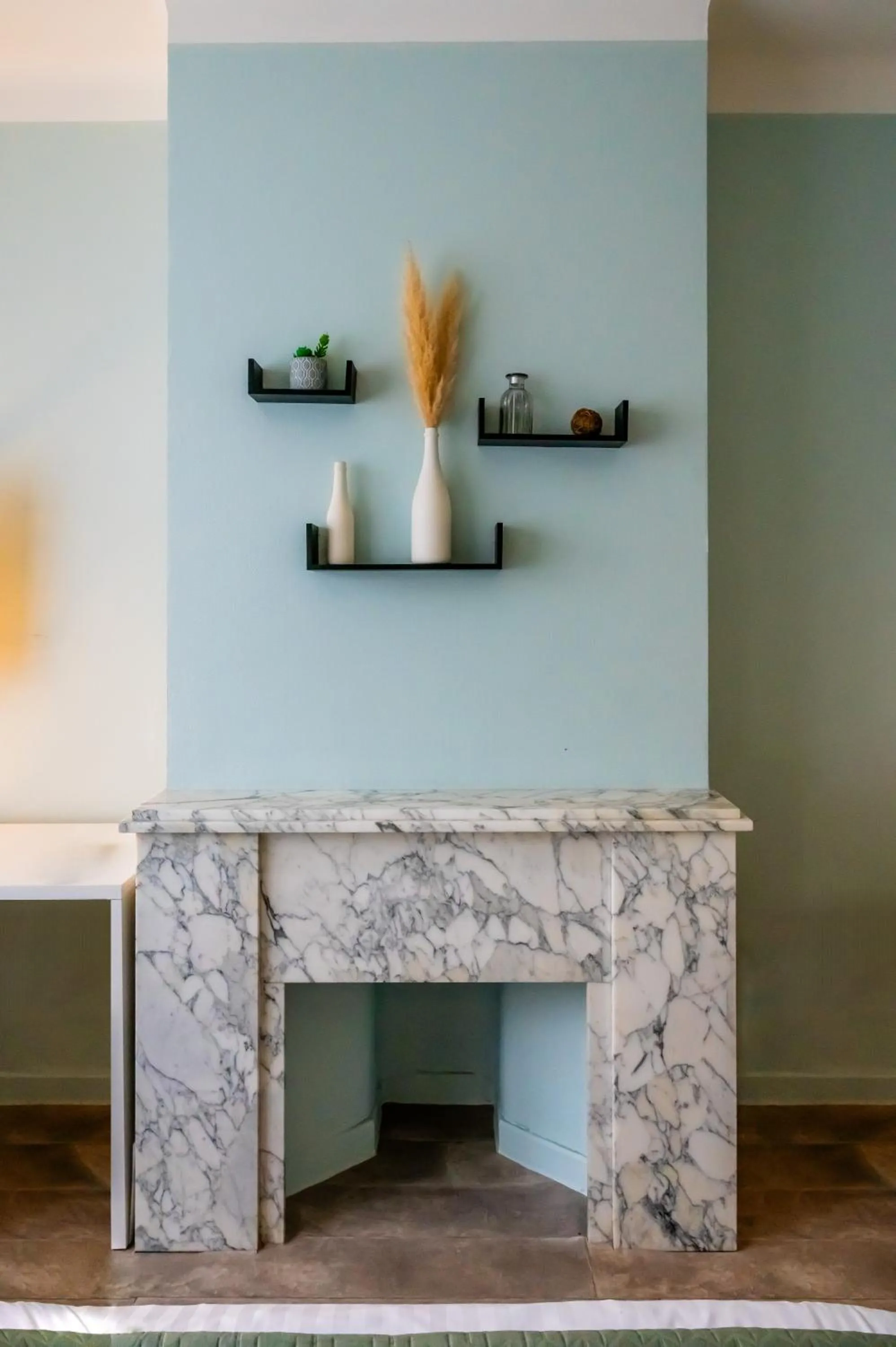 Decorative detail in Hotel Joly