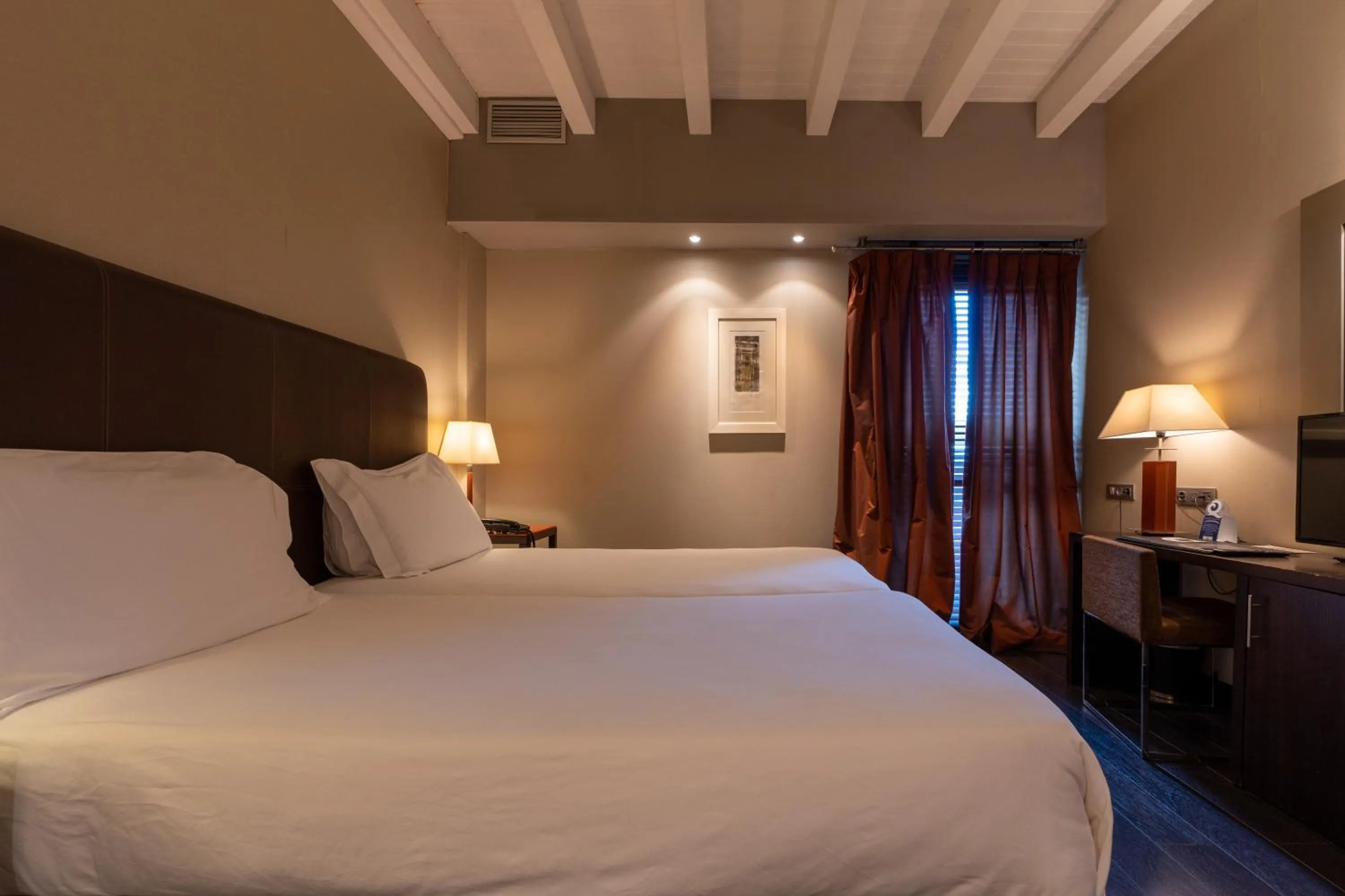 Bed in Hotel La Trufa Negra