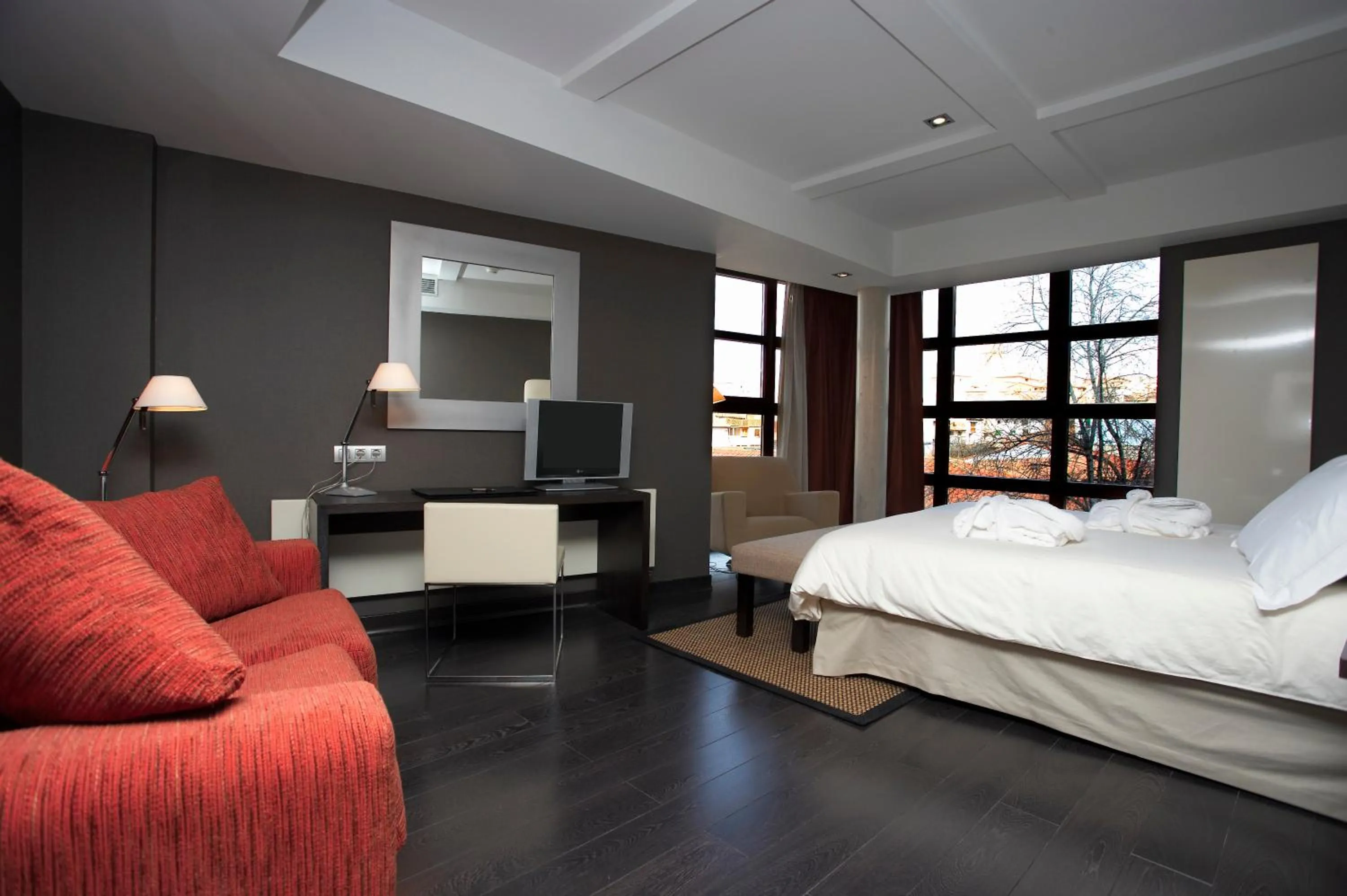 Day, Bed in Hotel La Trufa Negra