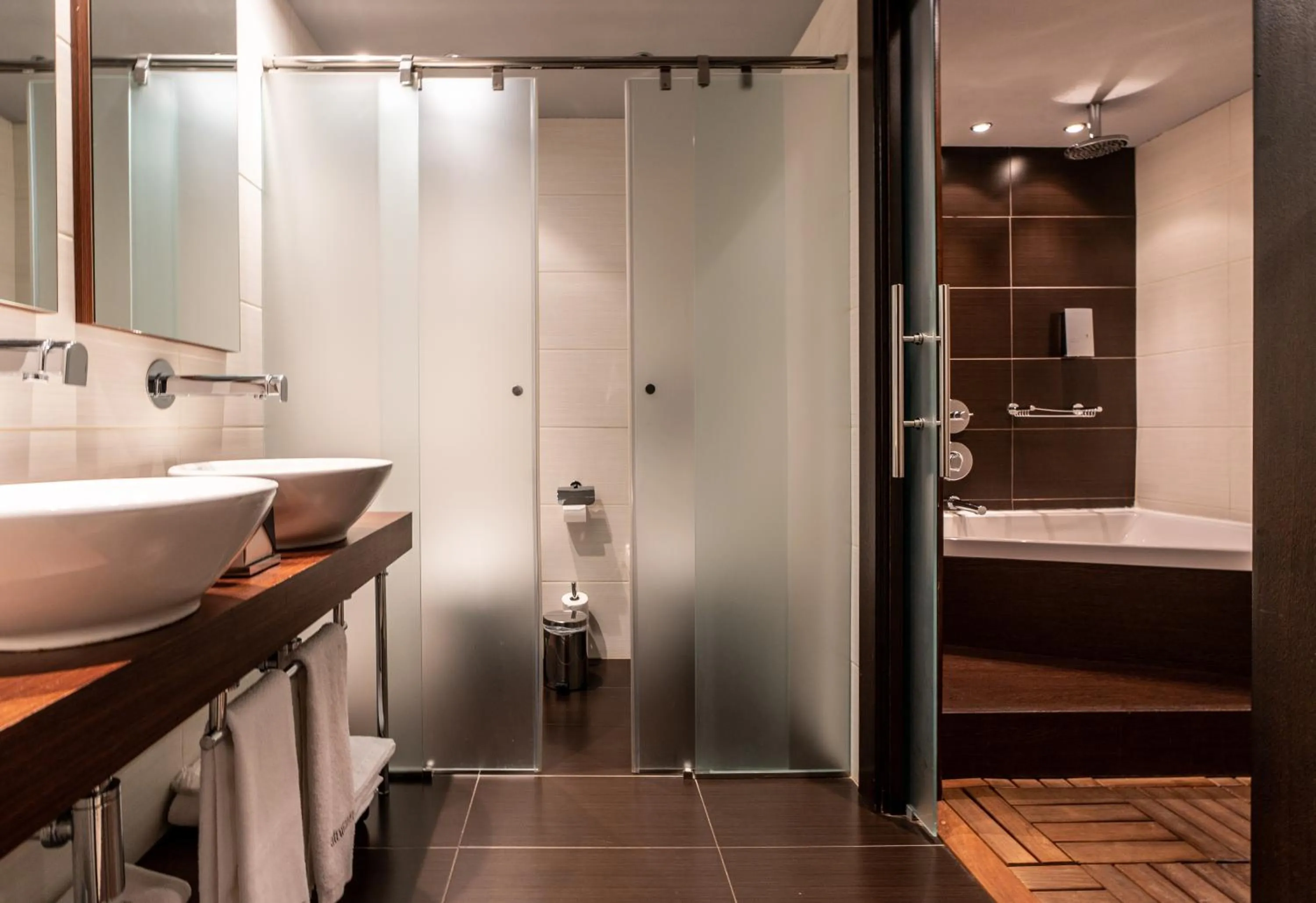 Shower in Hotel La Trufa Negra