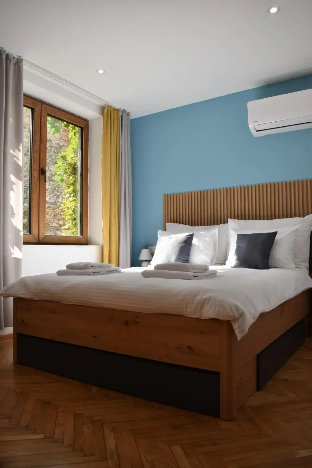 Bed in Fera Bed in Fera