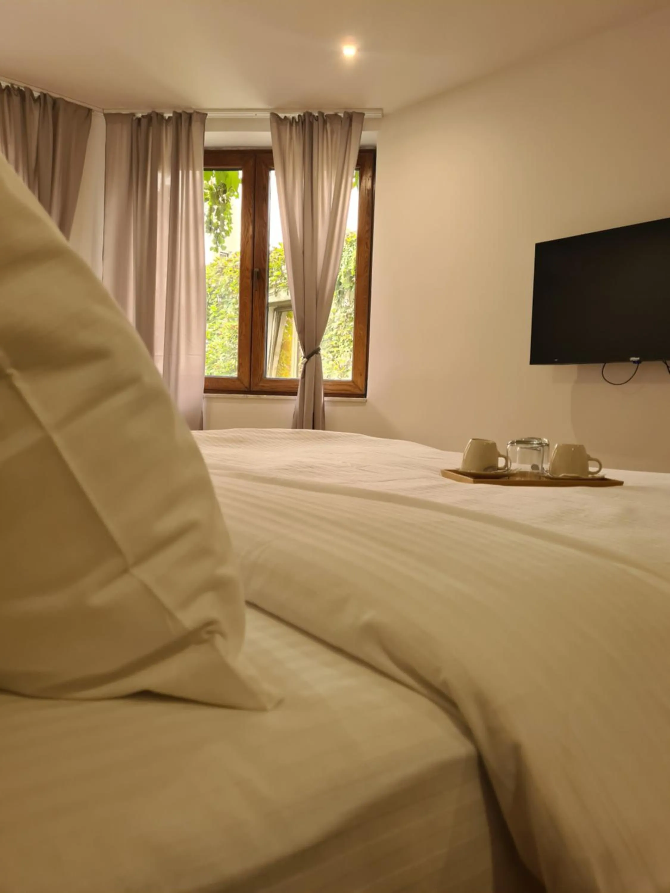 Decorative detail, Bed in Fera