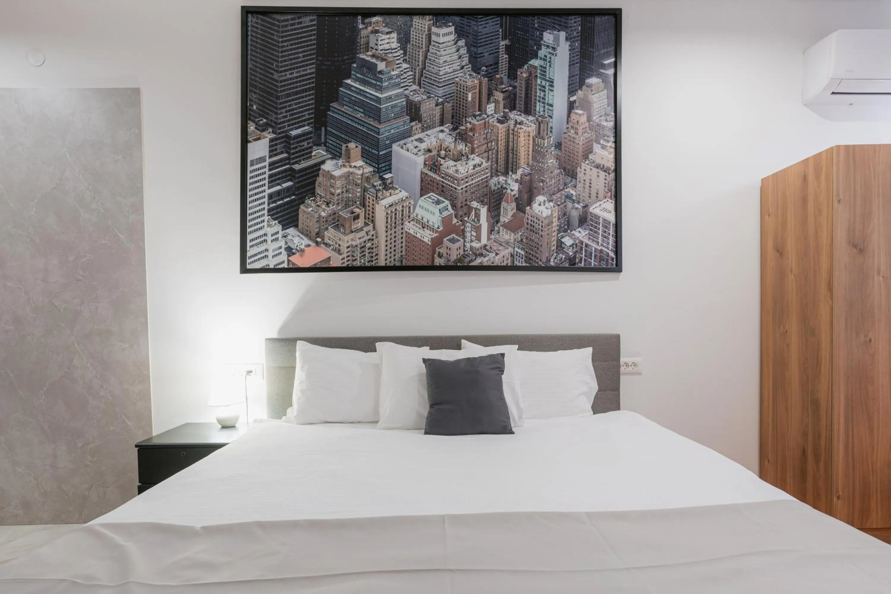 Decorative detail, Bed in Fera