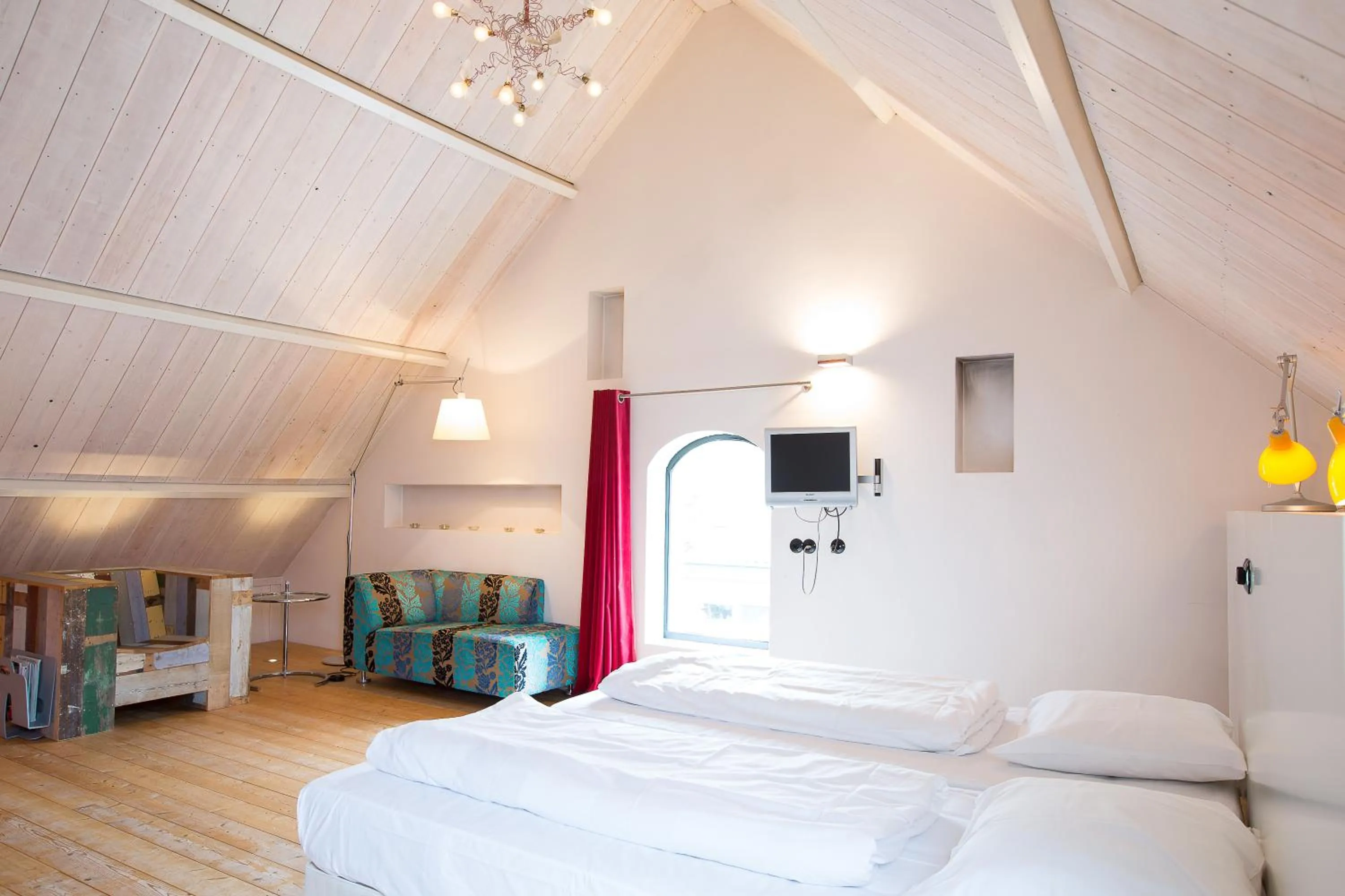 Bed in Restaurant Hotel Buitenlust