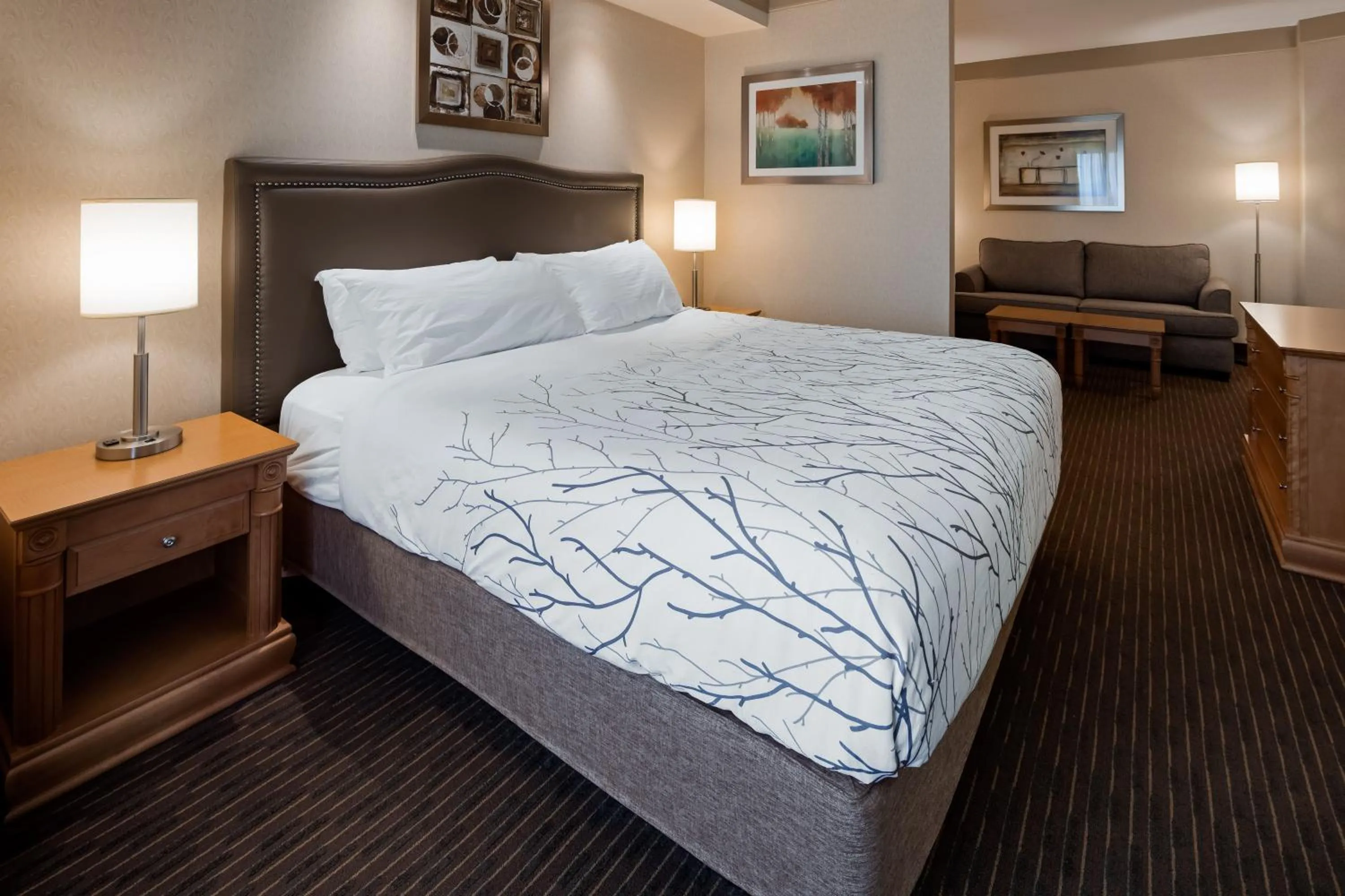 Waterloo Suites Hotel