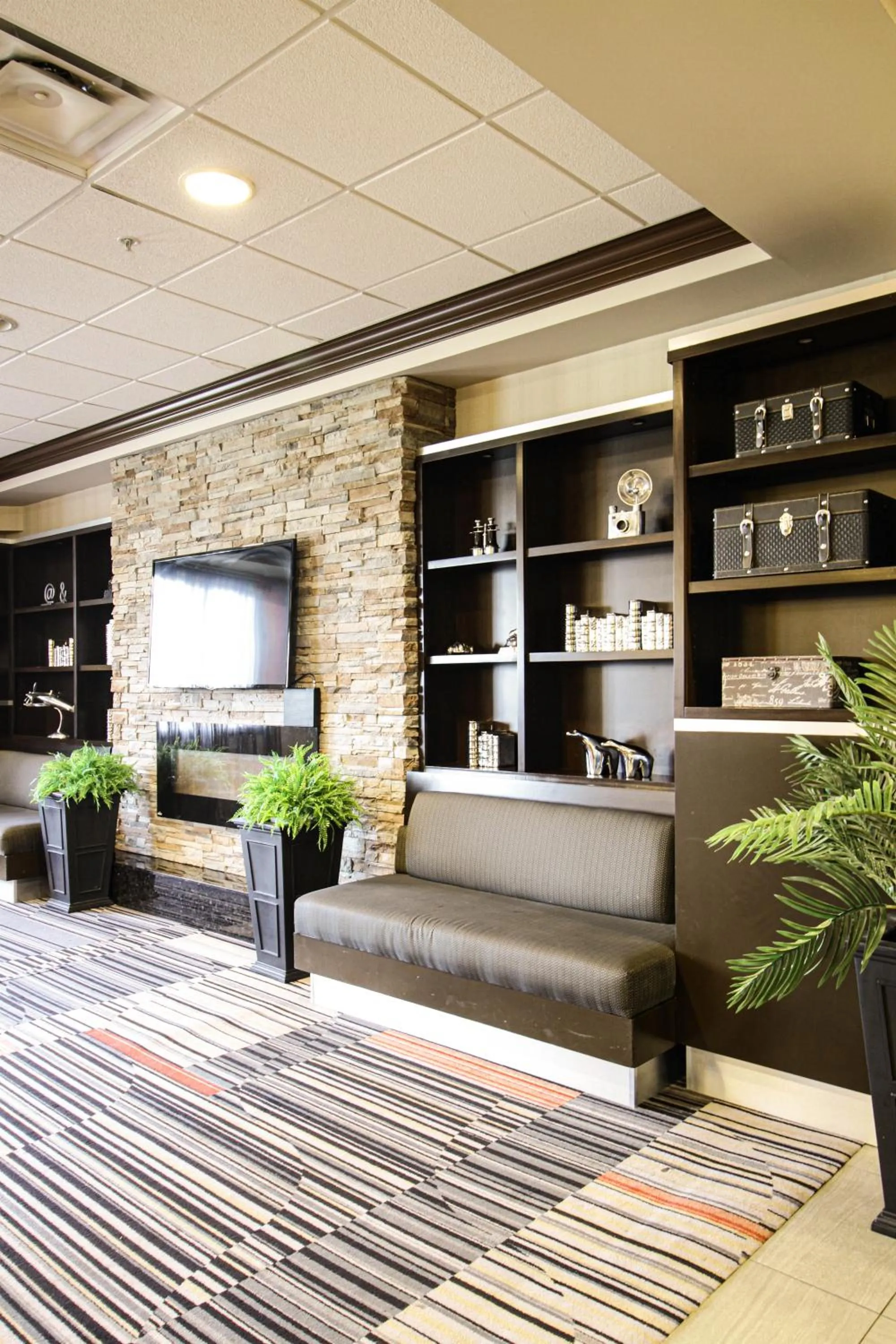 Waterloo Suites Hotel