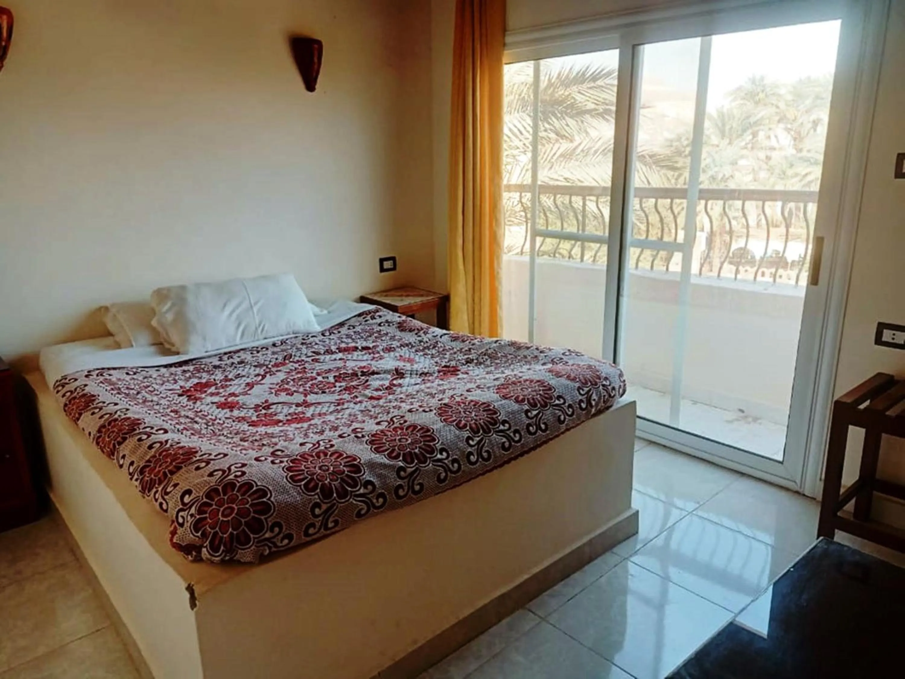 Bed in Amenophis Hotel