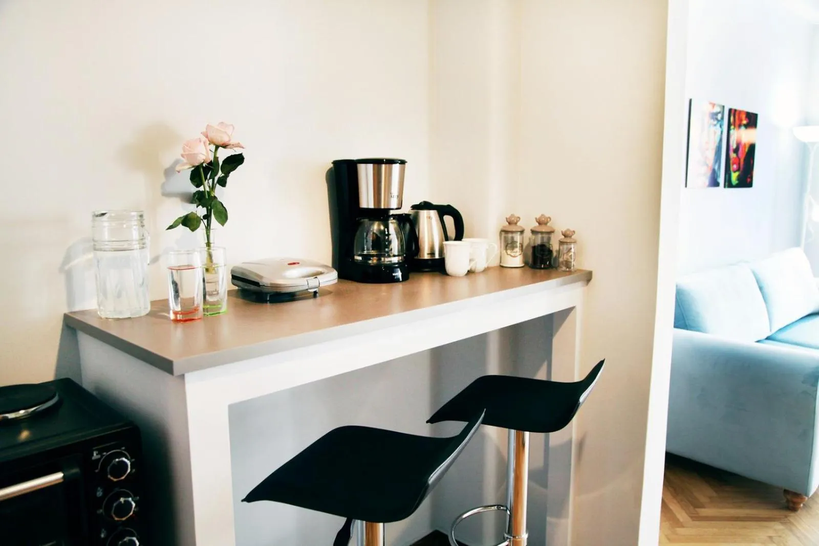 Coffee/tea facilities in My Athens House