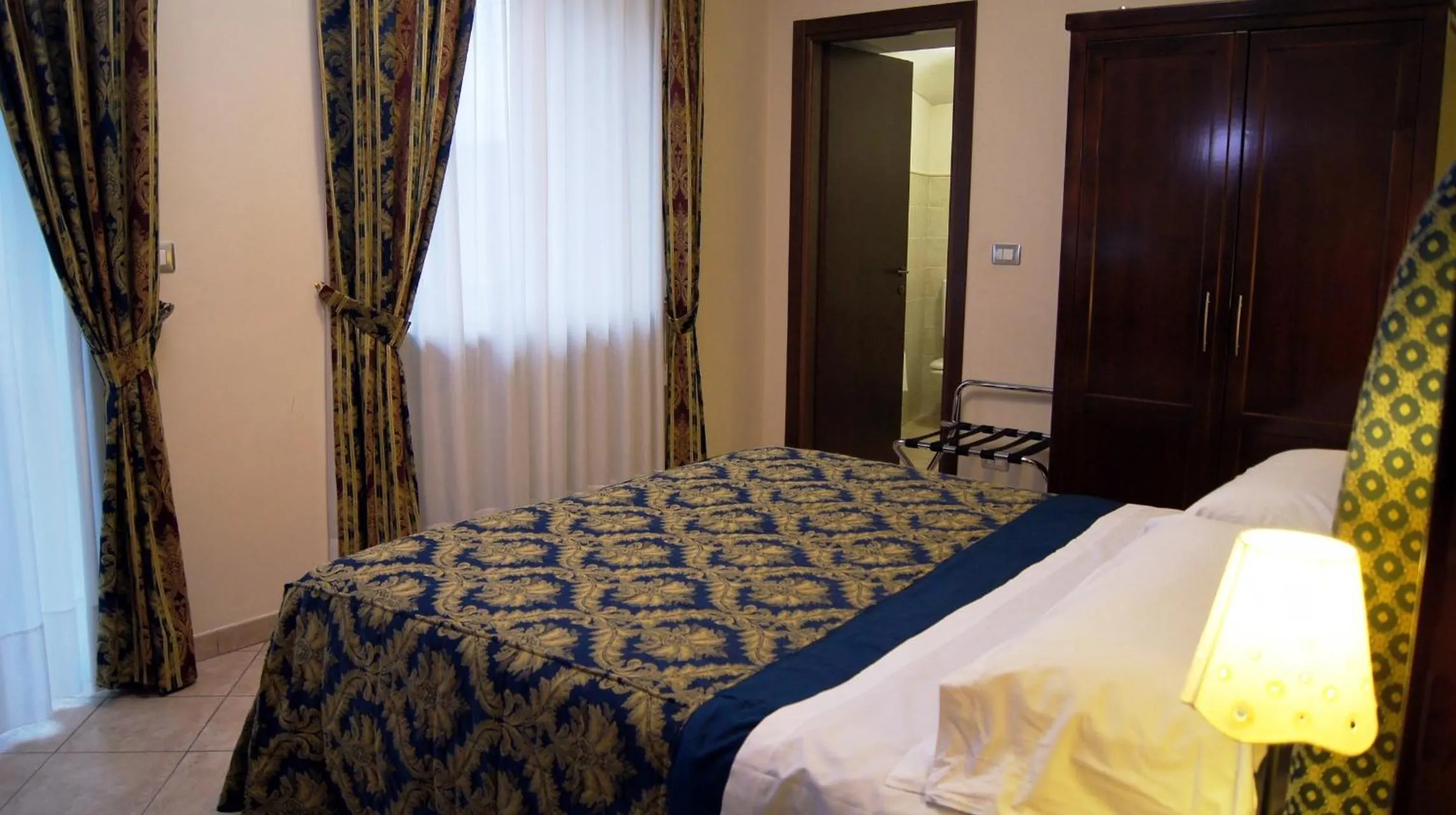 Bedroom, Bed in Hotel e trattoria San Giorgio