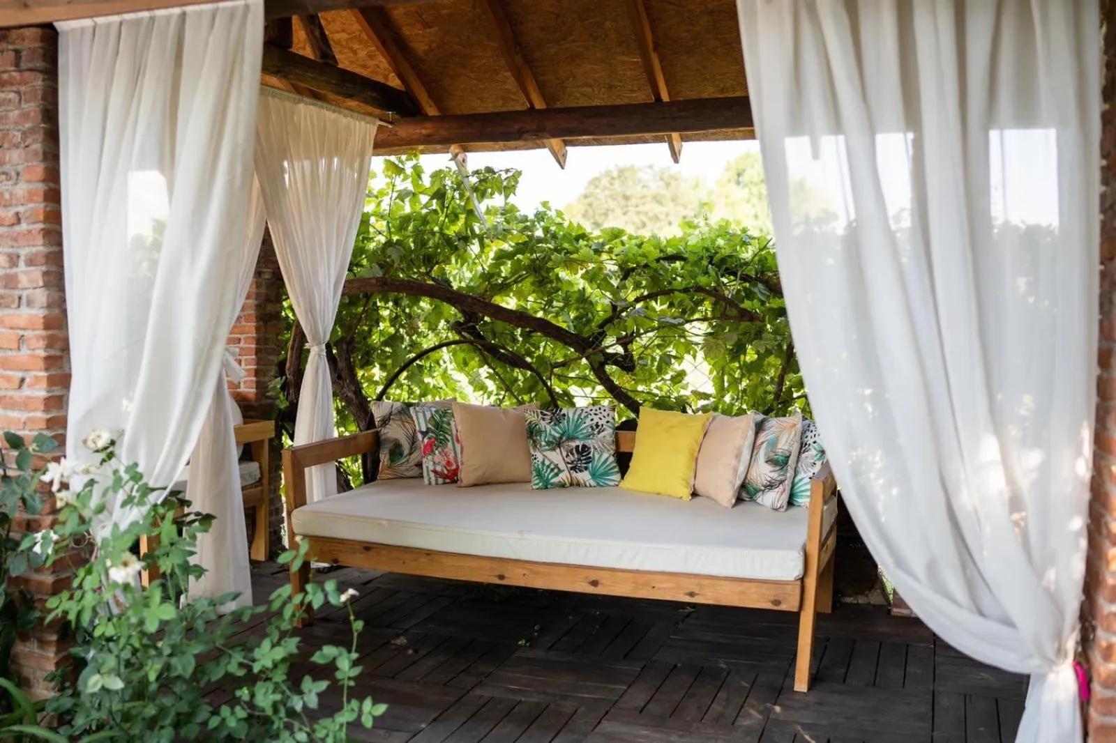 Swimming pool in Mogla Tashan Hotel