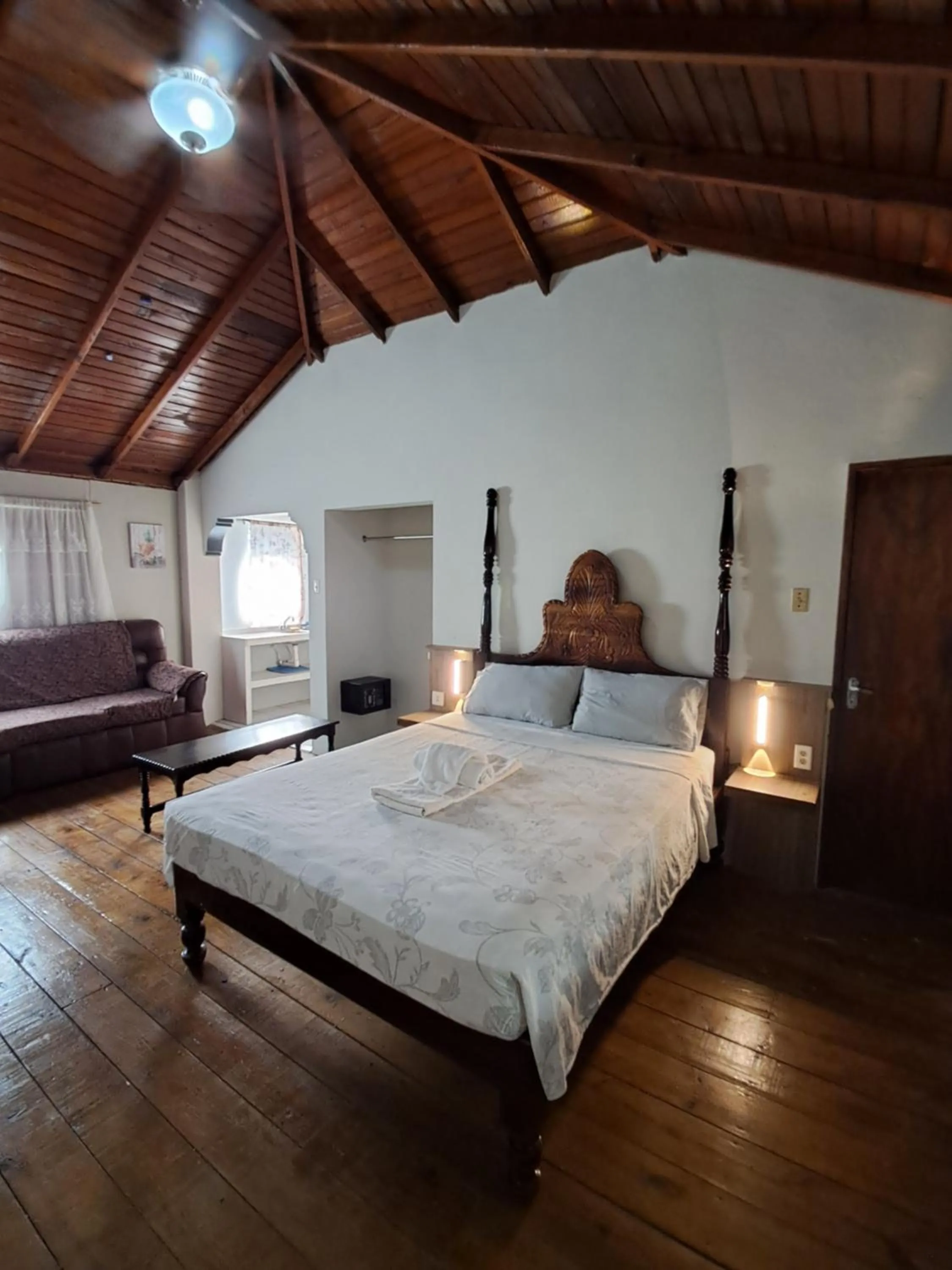 Bed in Barry's Rooms Negril