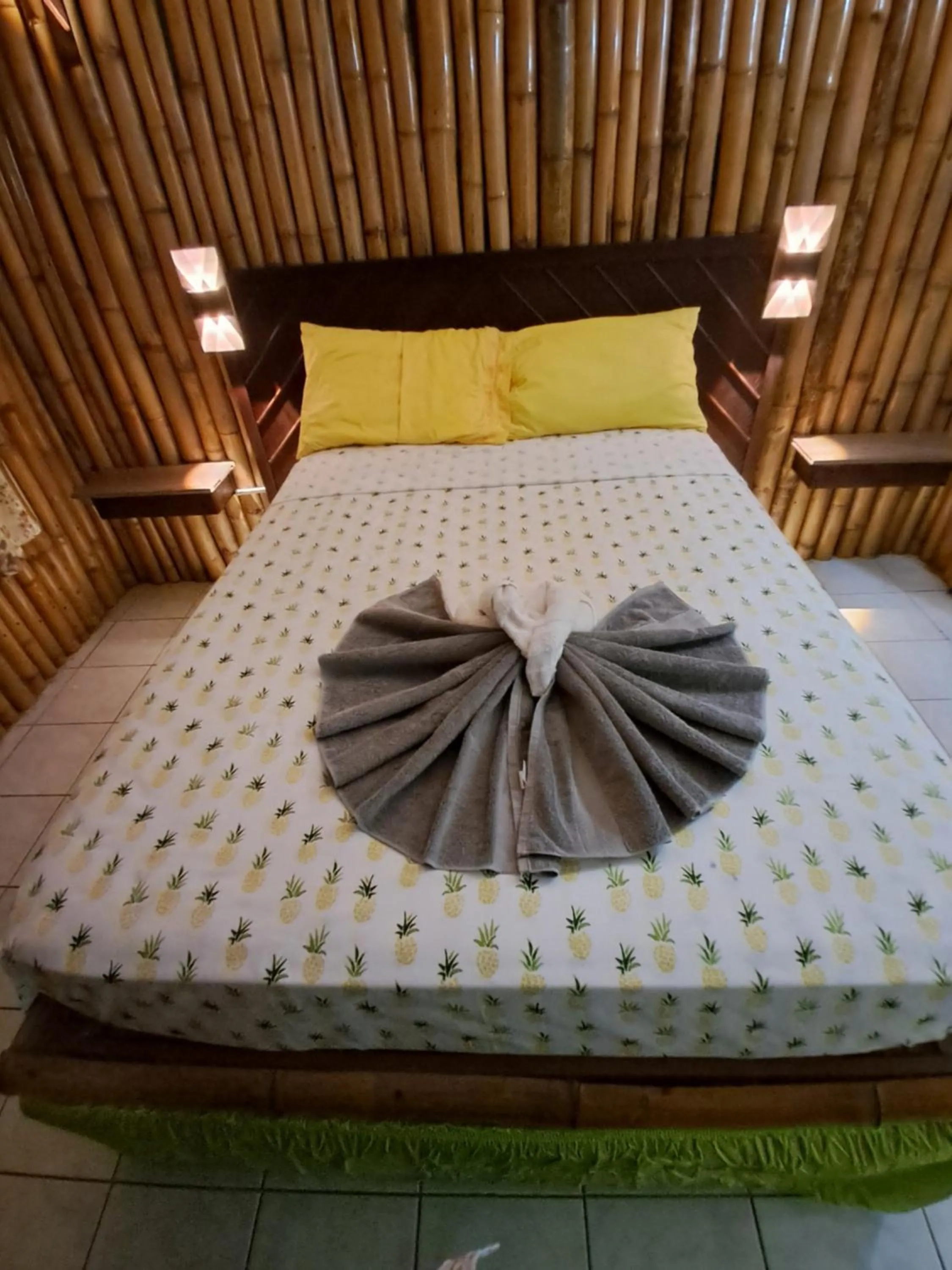 Bed in Barry's Rooms Negril