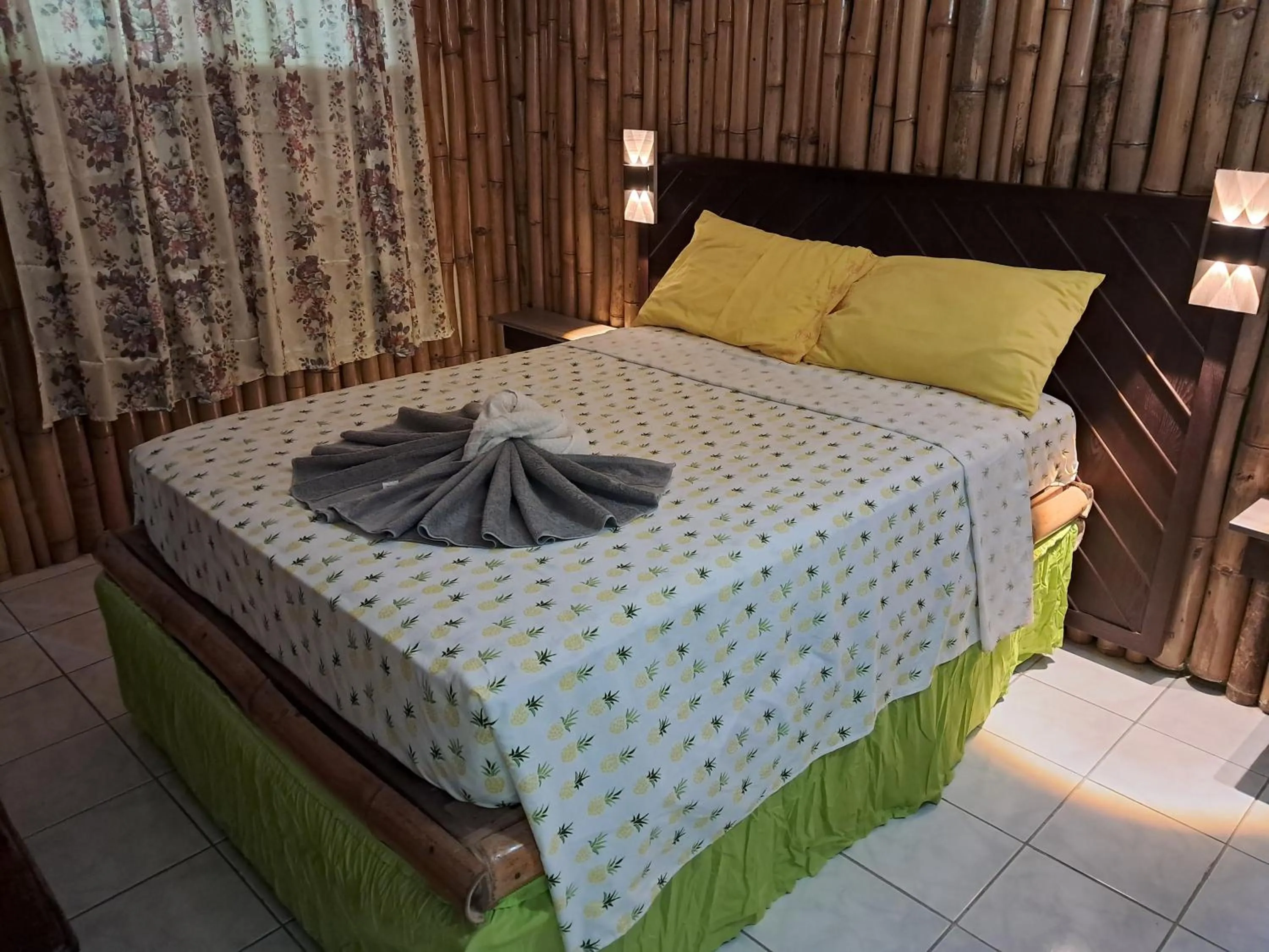 Bed in Barry's Rooms Negril