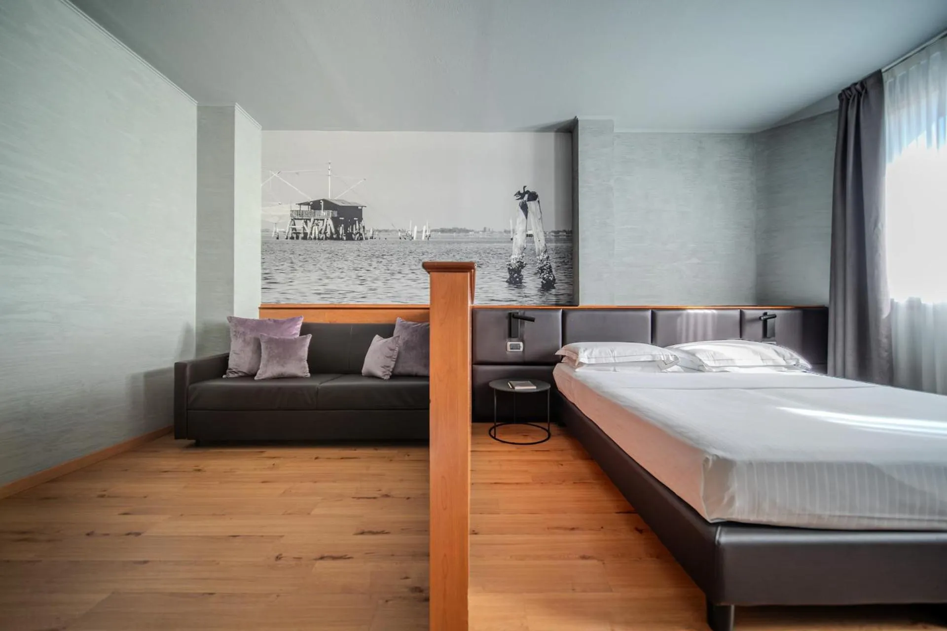 Bedroom, Bed in Point Hotel