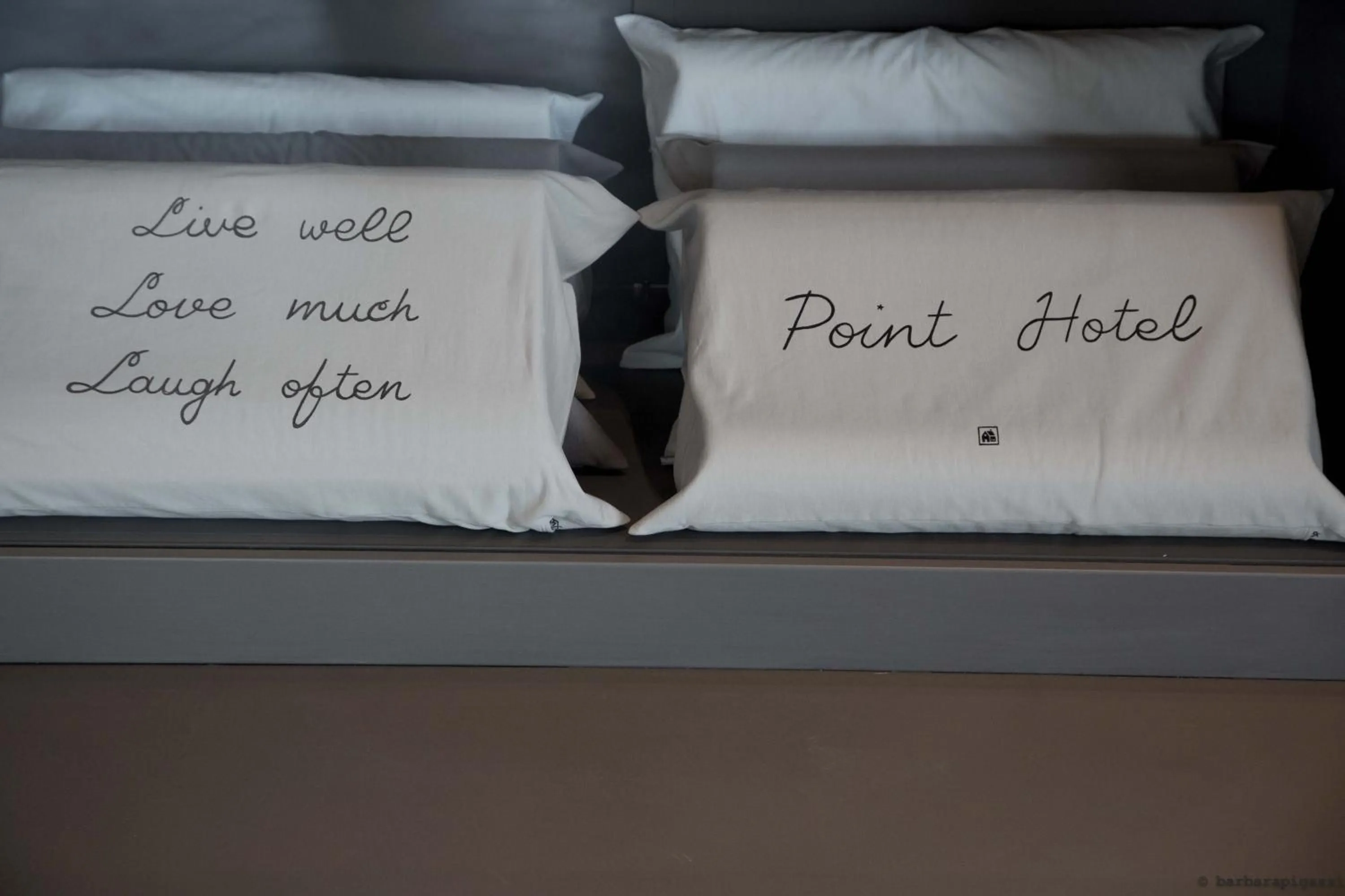 Other, Bed in Point Hotel