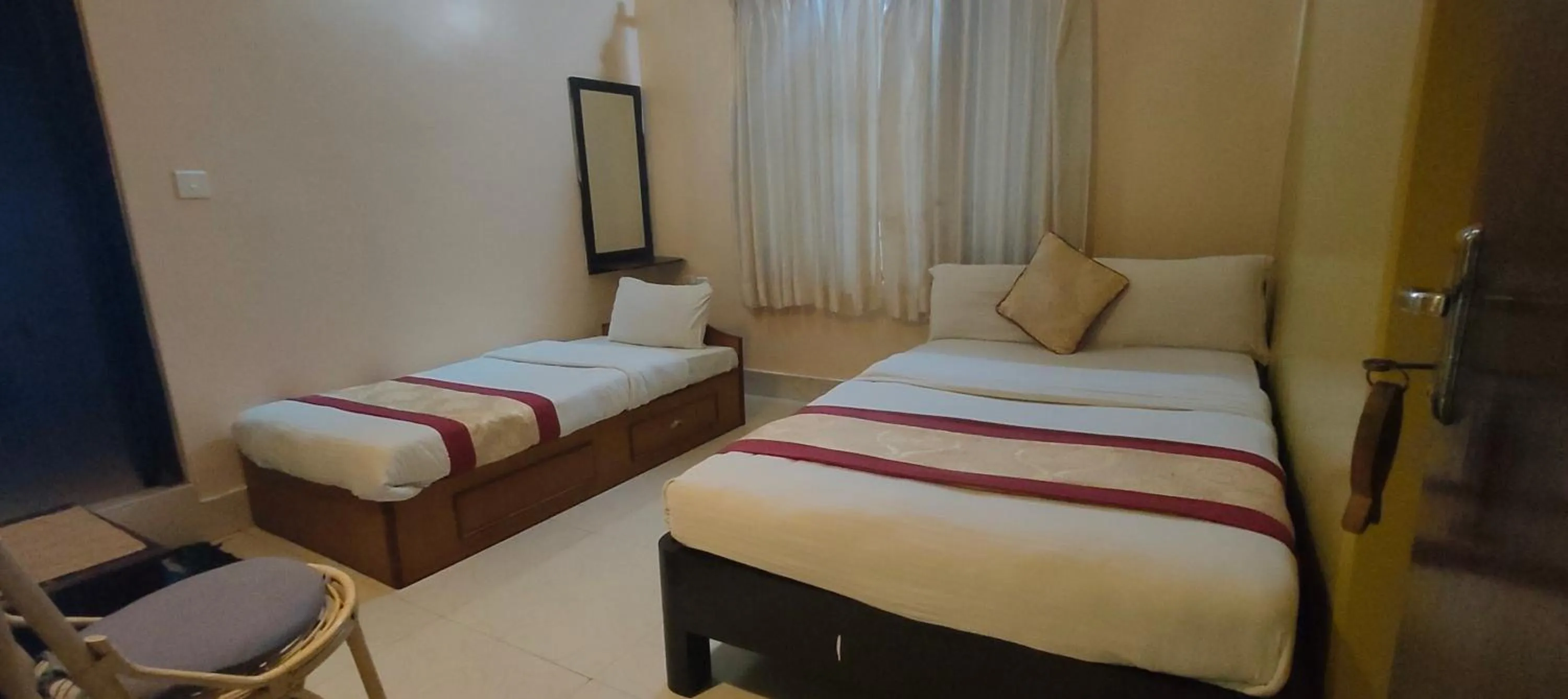 Hotel August International