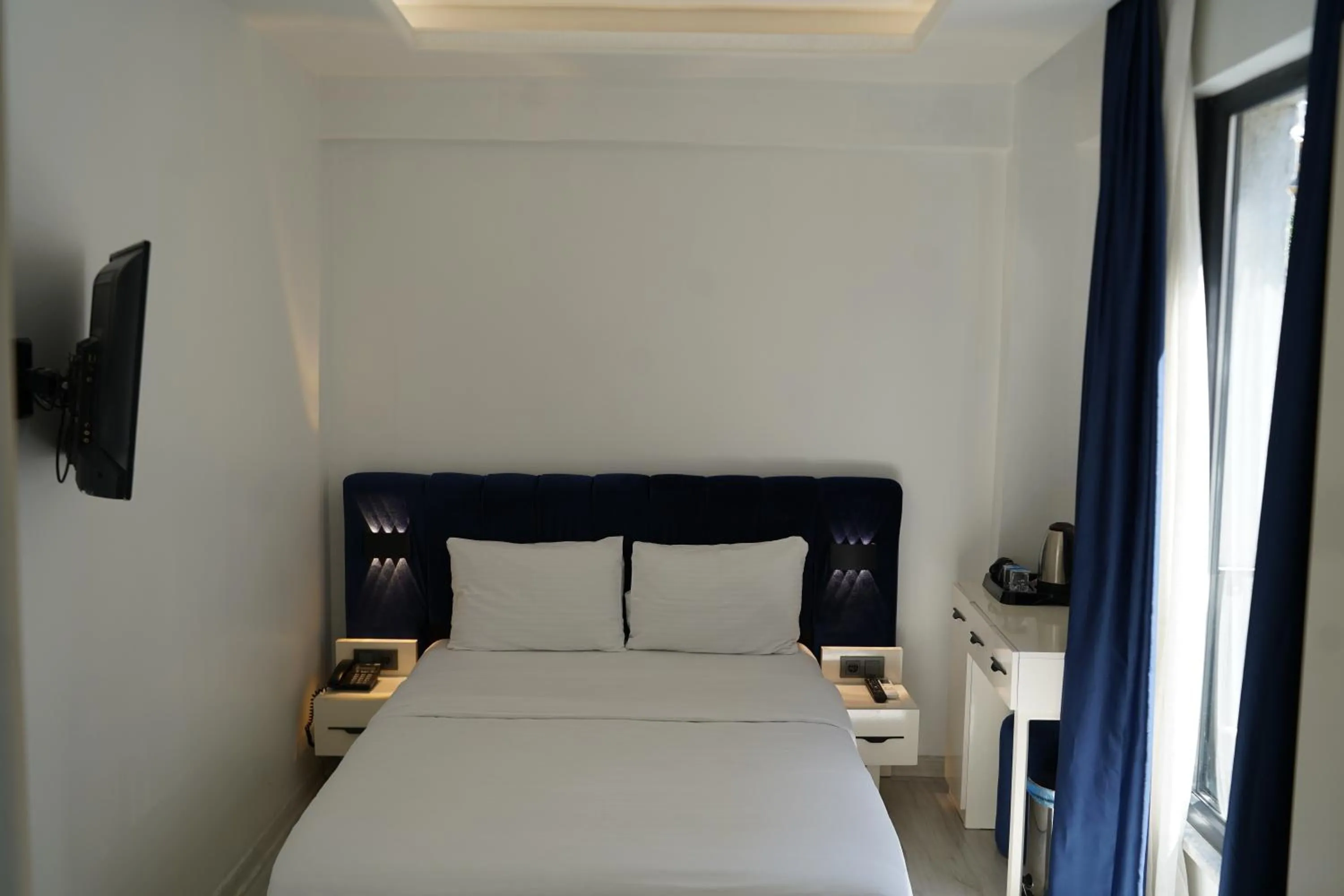 Bed in Sword Suit Hotel