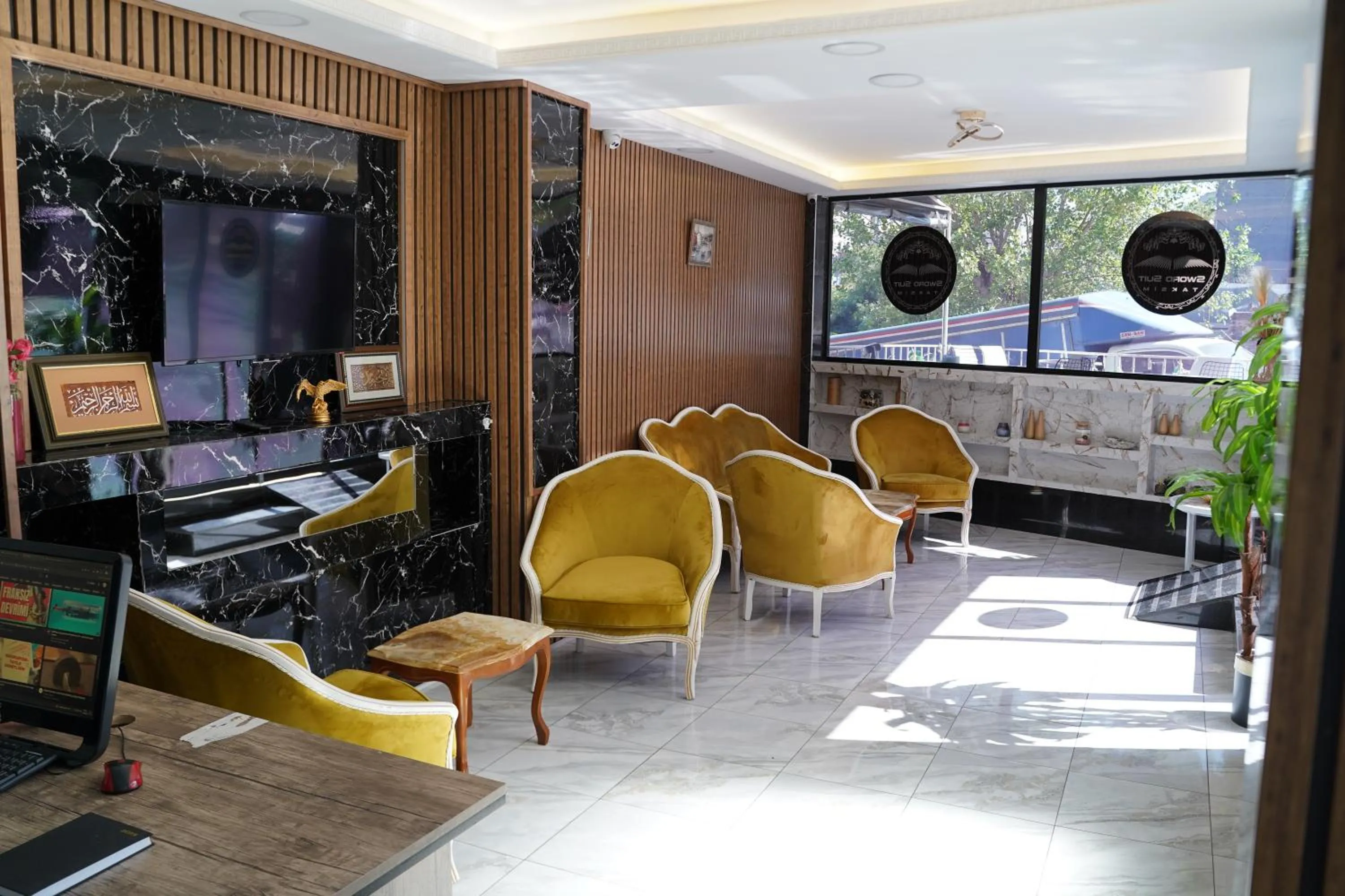 Seating area in Sword Suit Hotel