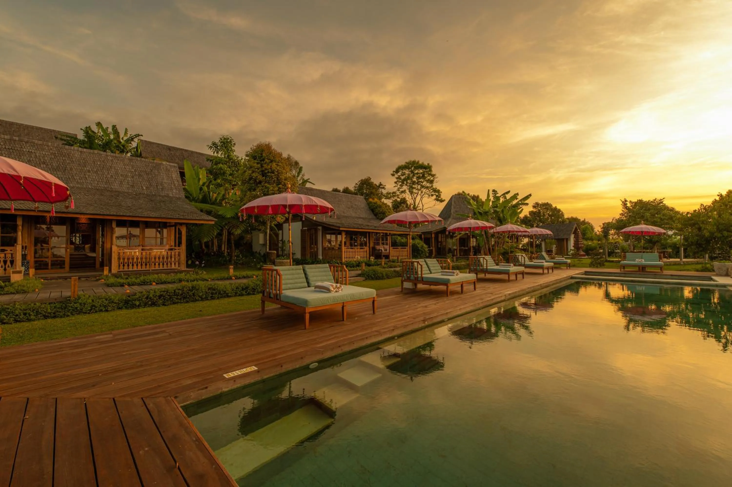 Swimming pool in Umah Lusa