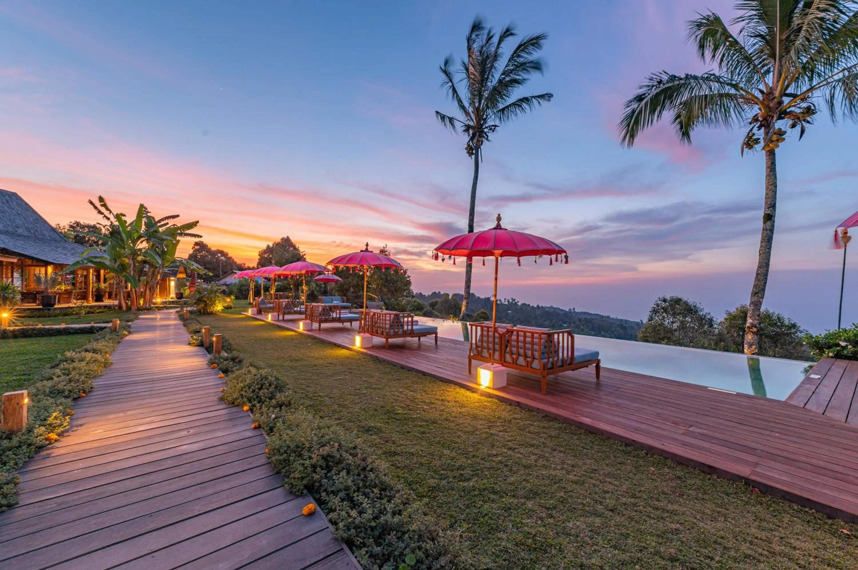 Swimming pool in Umah Lusa