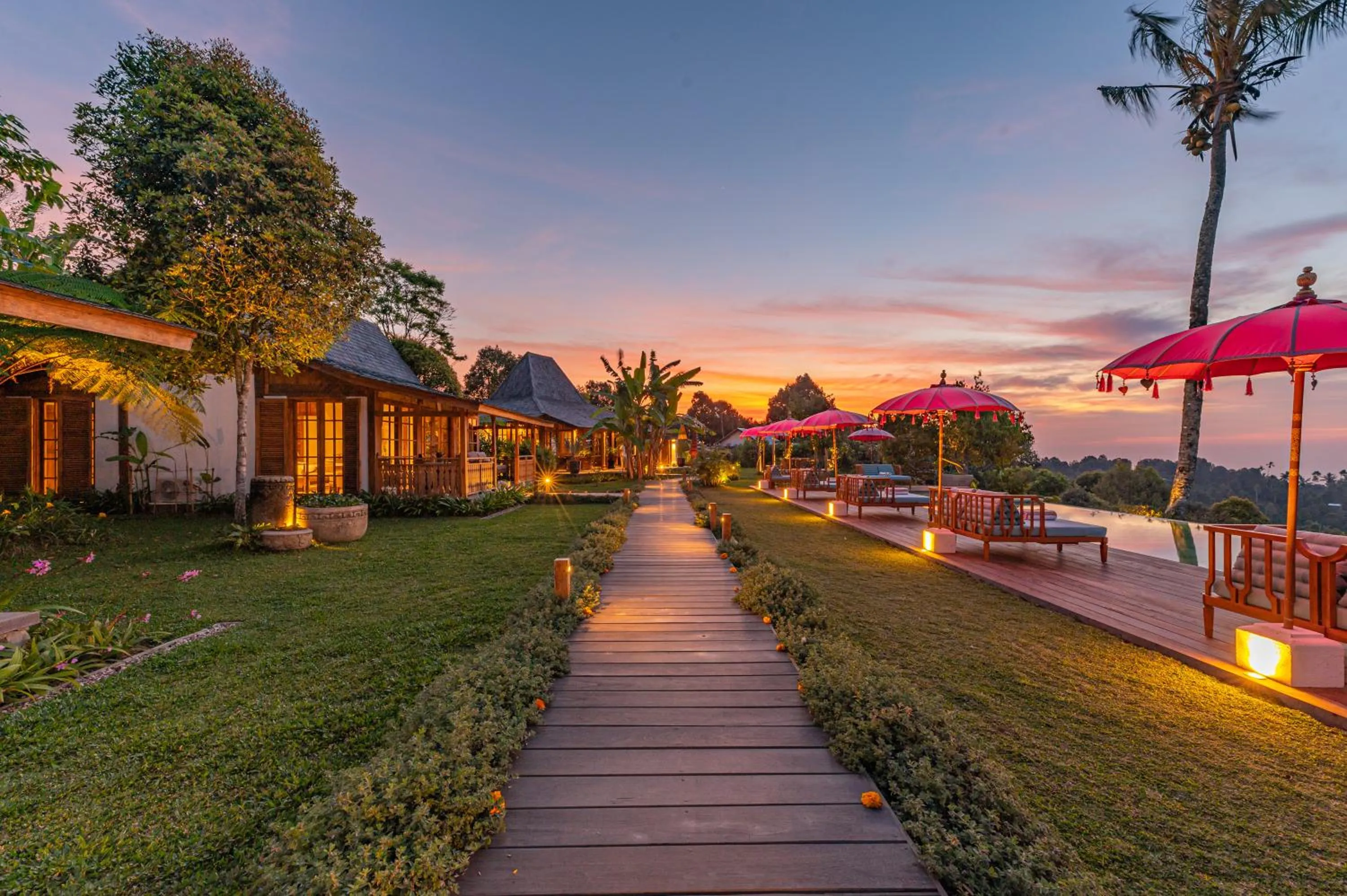 Swimming pool in Umah Lusa