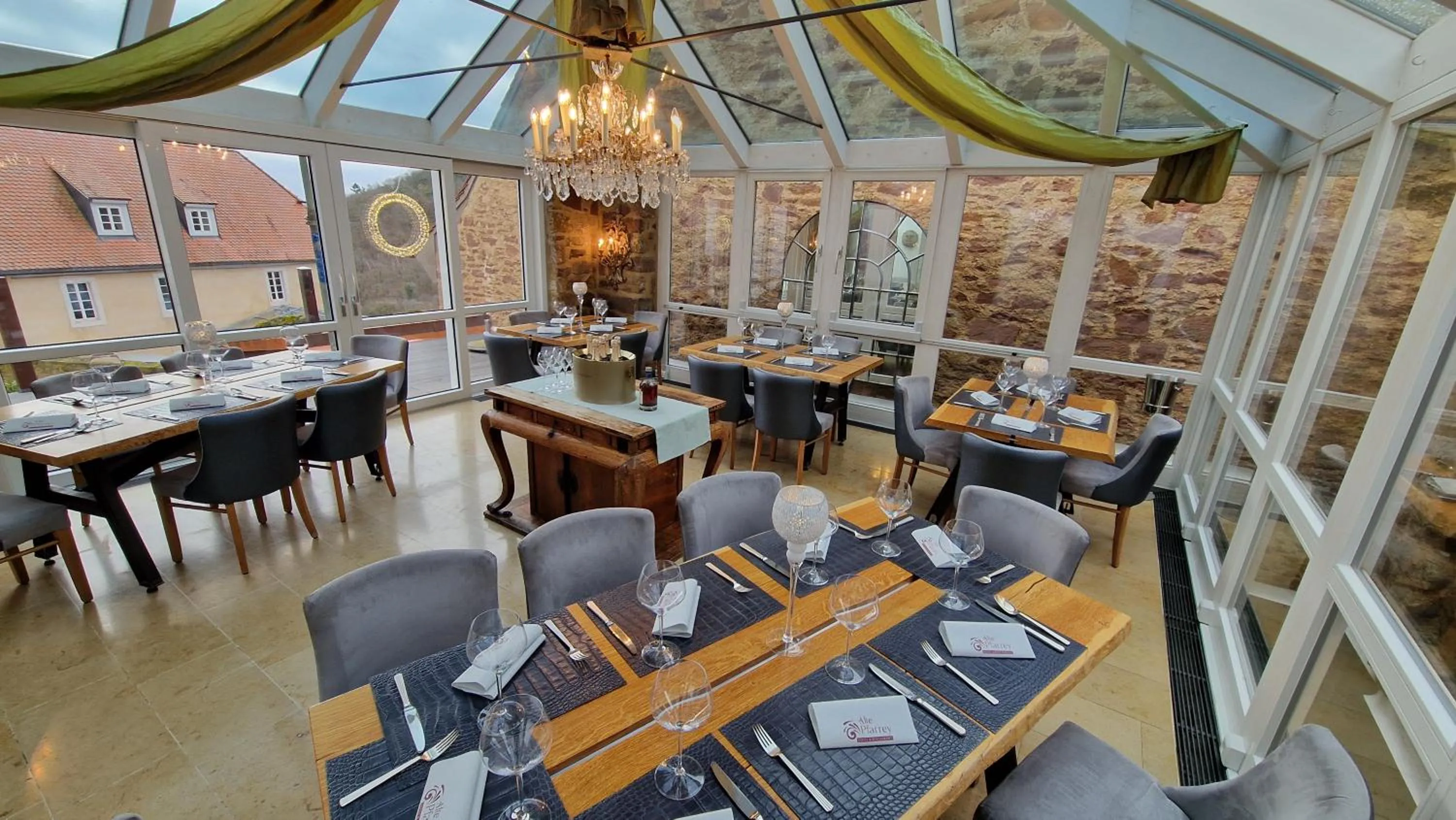 Restaurant/places to eat in Alte Pfarrey