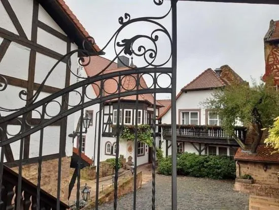 Property building in Alte Pfarrey