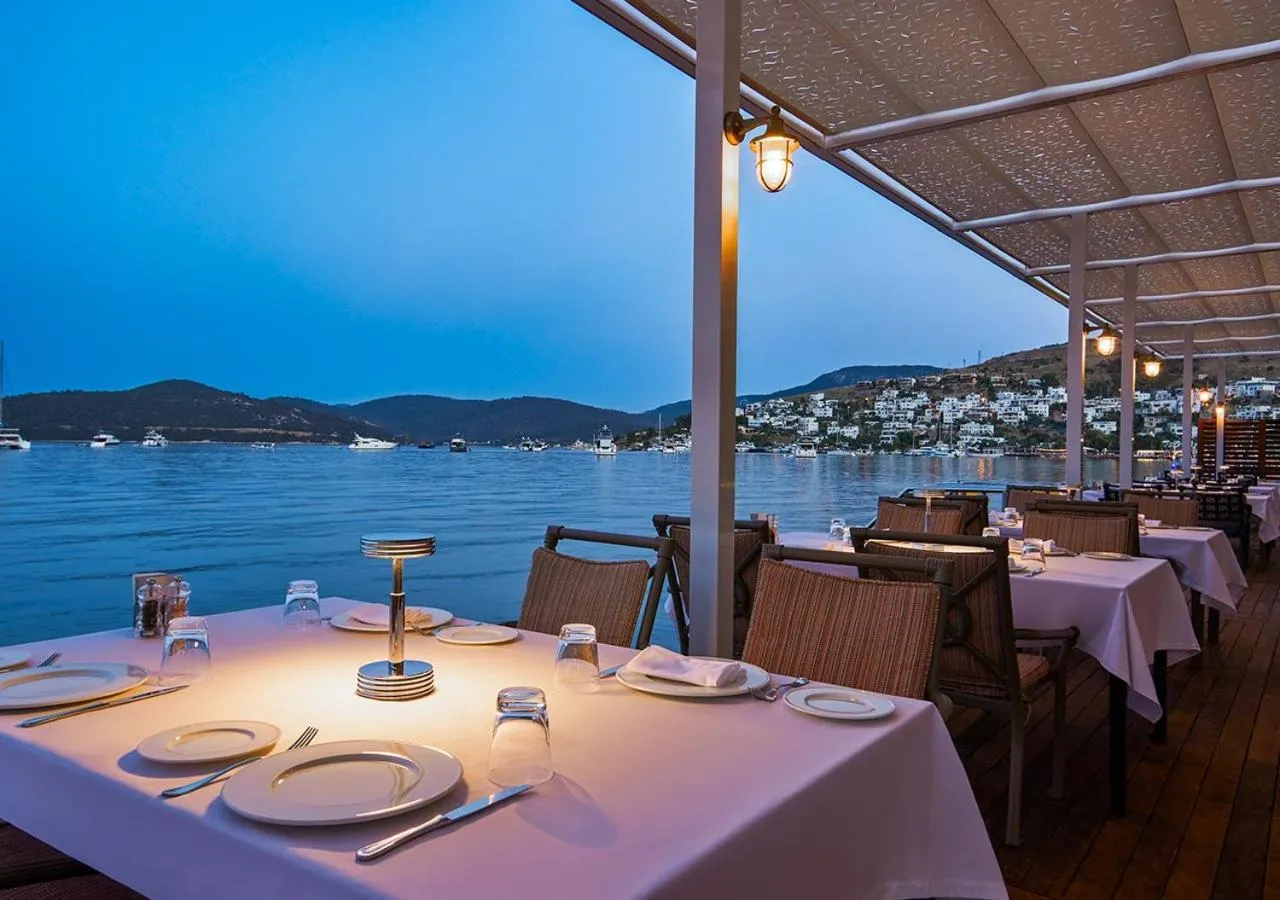 Restaurant/places to eat in Divan Bodrum Palmira