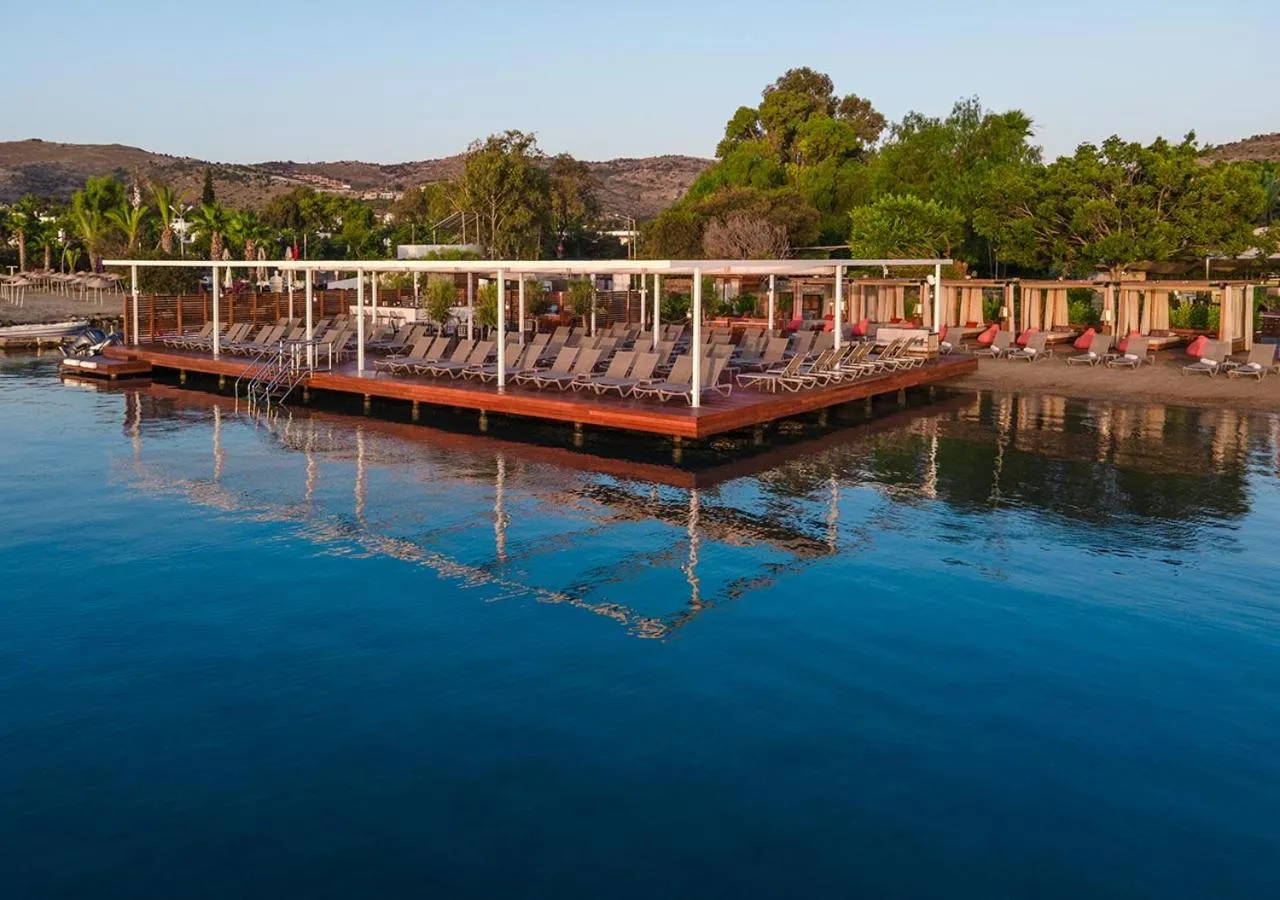 Beach in Divan Bodrum Palmira