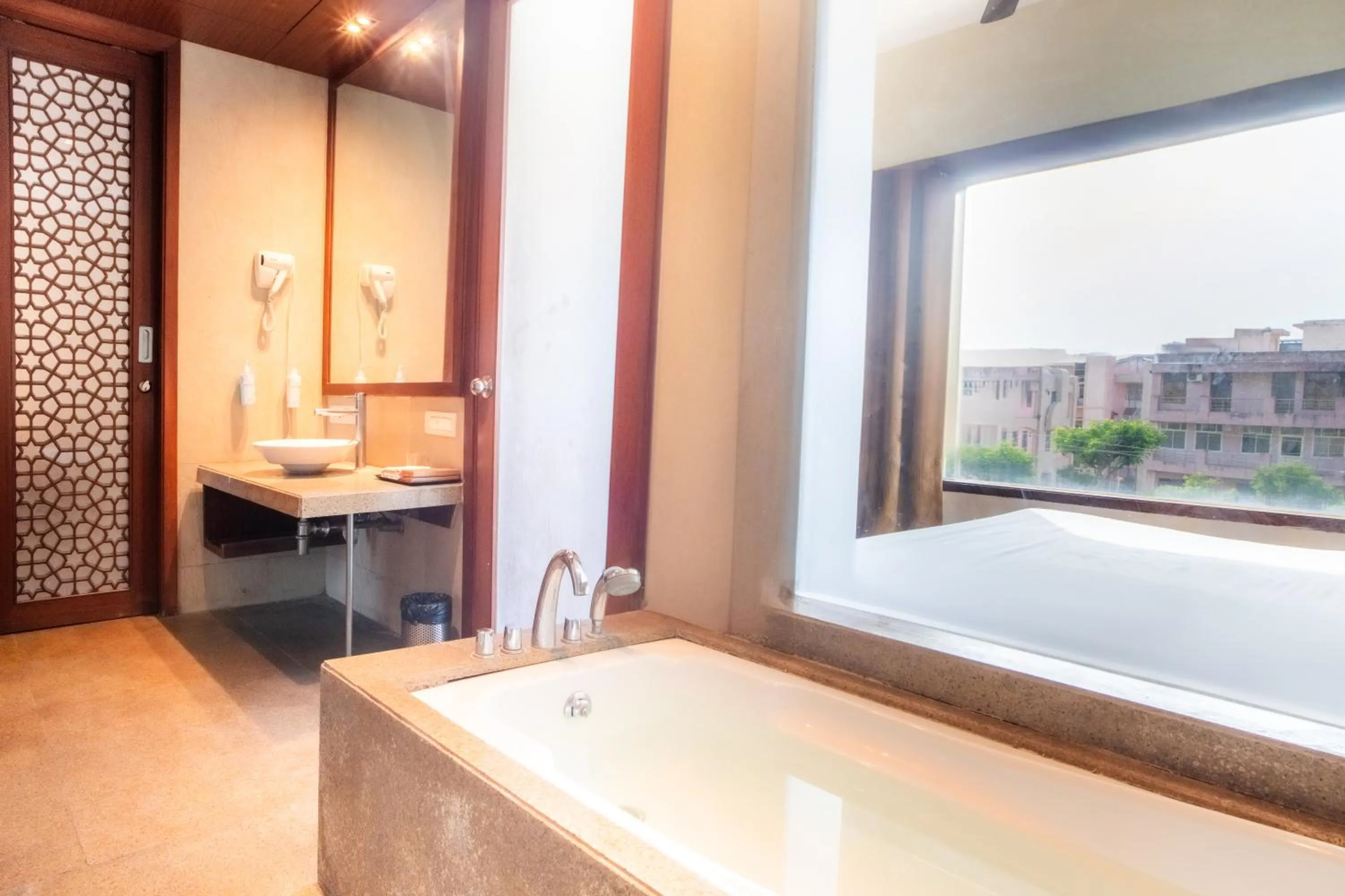 Bathroom in The Sky Imperial, Jaipur