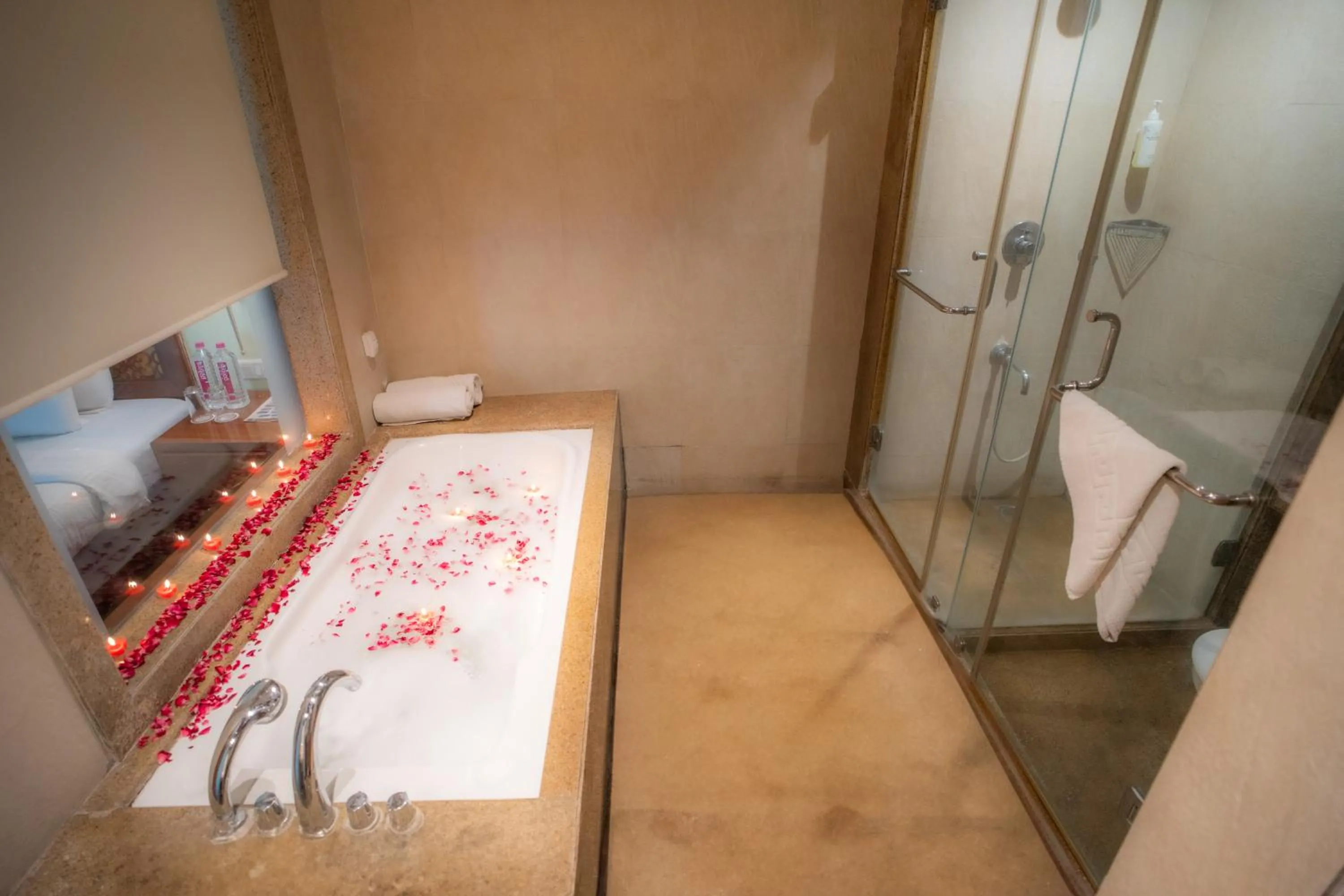 Bathroom in The Sky Imperial, Jaipur