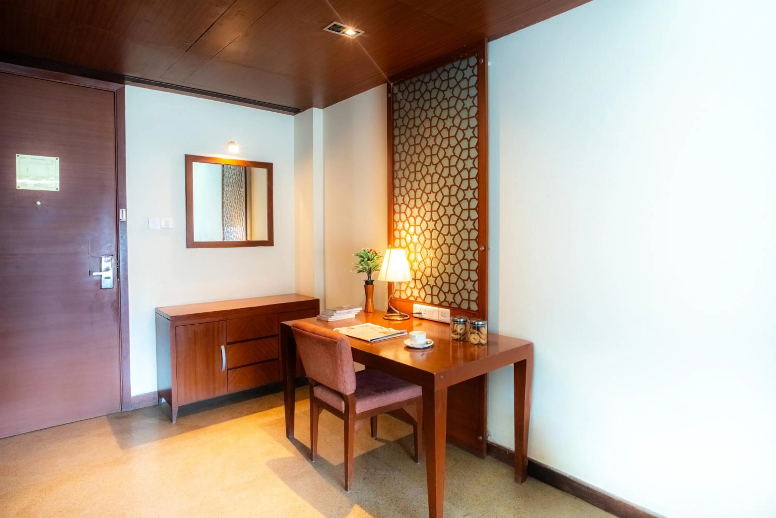 Bedroom in The Sky Imperial, Jaipur