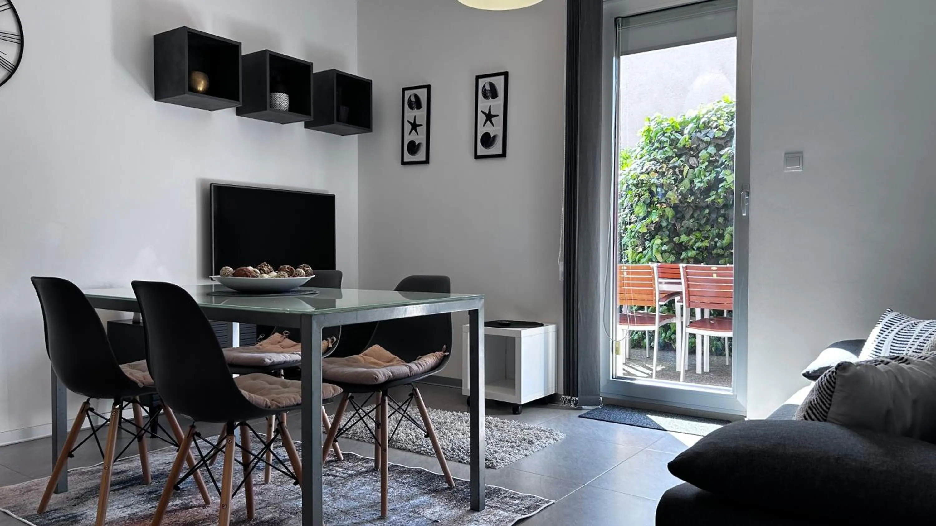 Ivni Apartmani