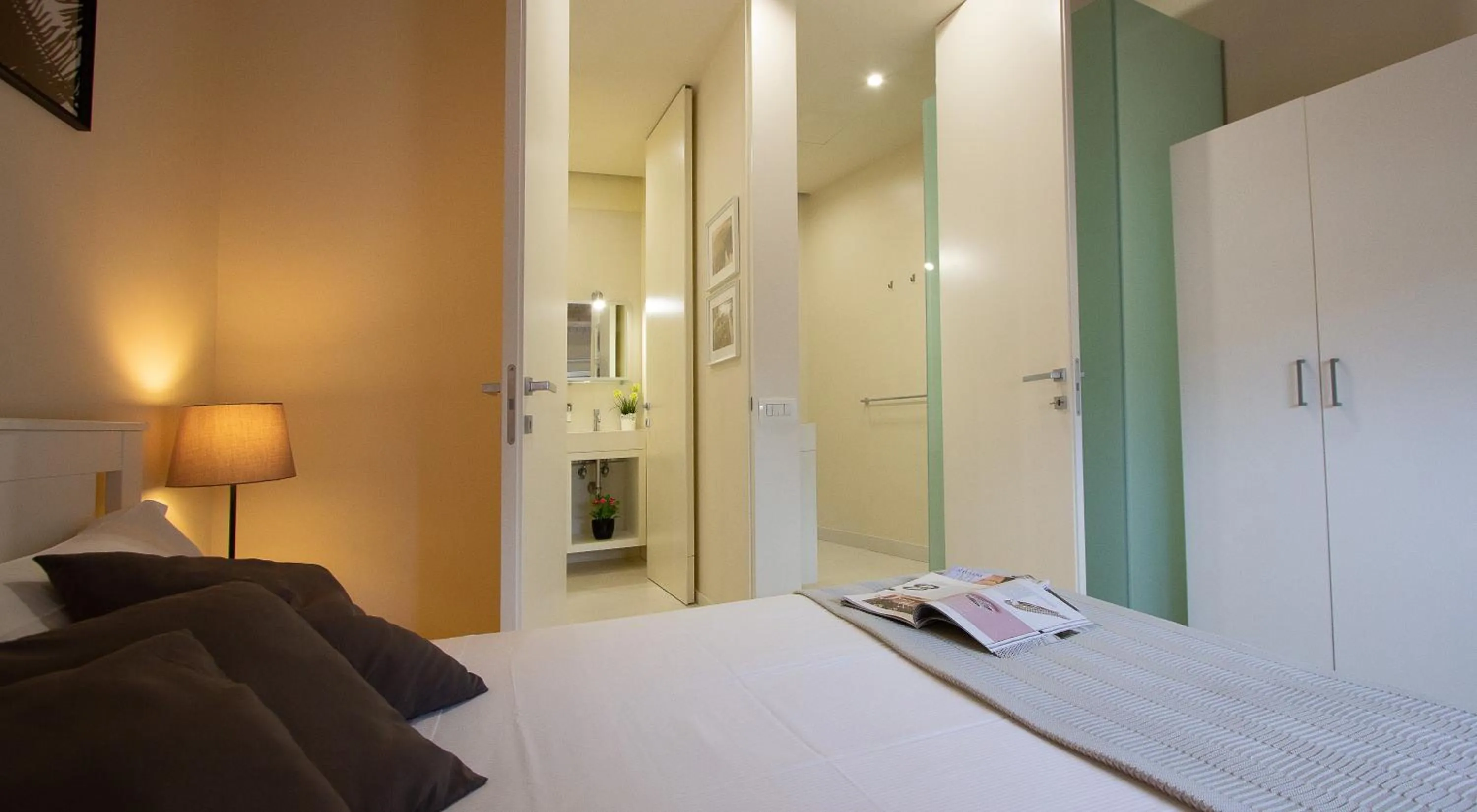 Shower, Bed in Stesicoro Exclusive House