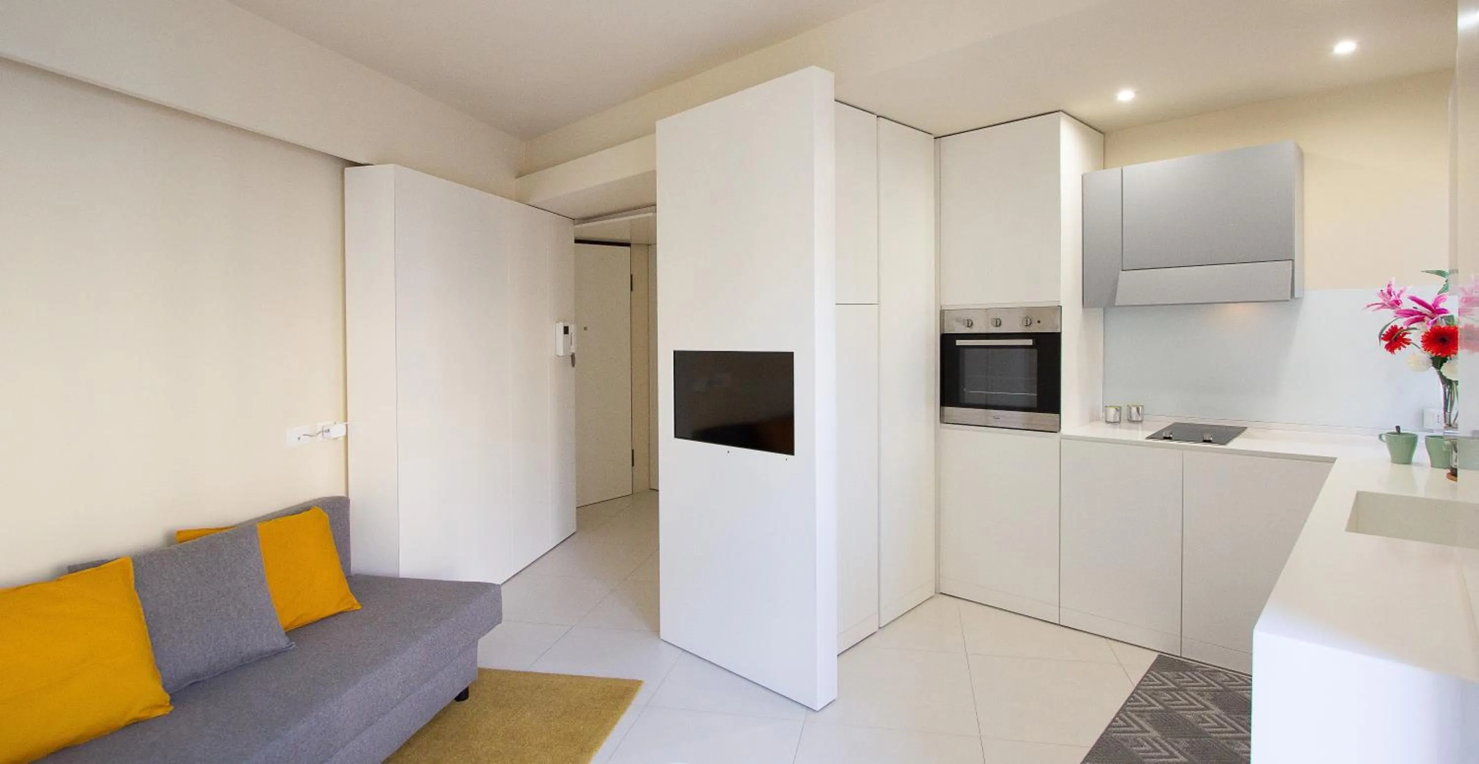 TV and multimedia in Stesicoro Exclusive House