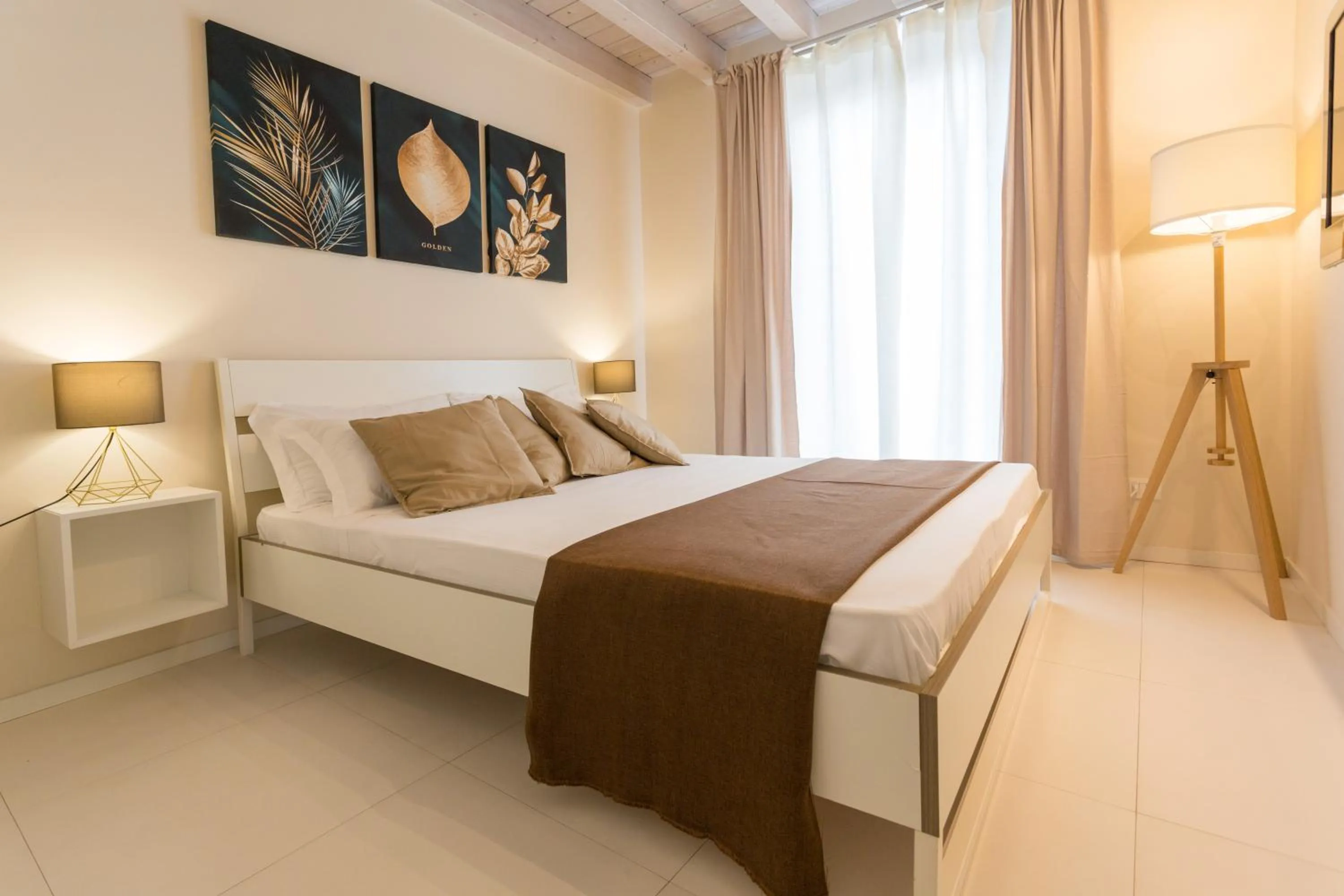 Decorative detail, Bed in Stesicoro Exclusive House