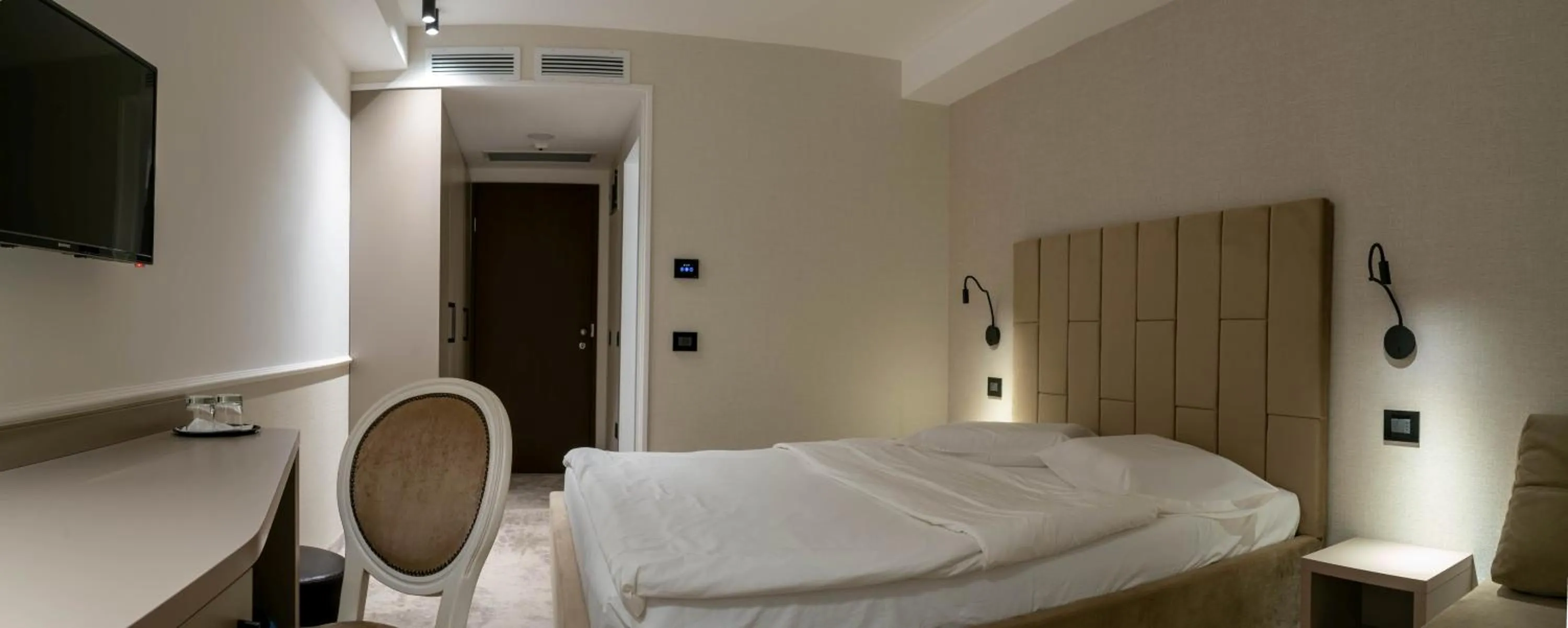 Double room without view in Hotel Roman Maramures - Ski & Spa Resort