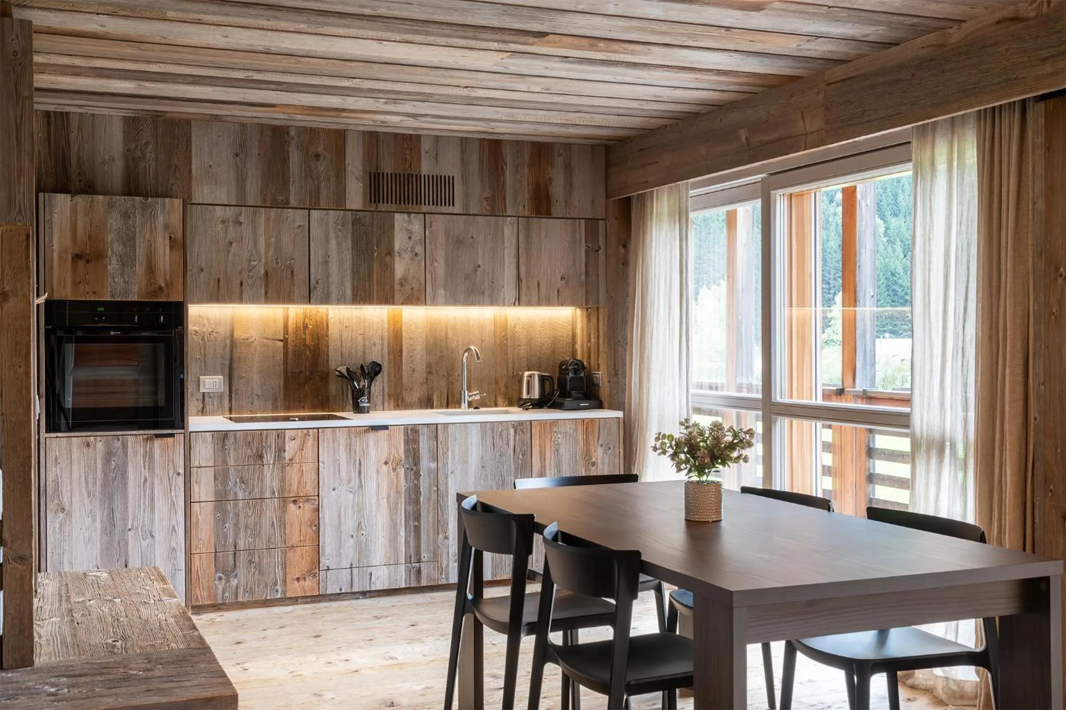 Three-Bedroom Premium Apartment in Mountain Exzelent Residence - Luxury Alpine Apartments