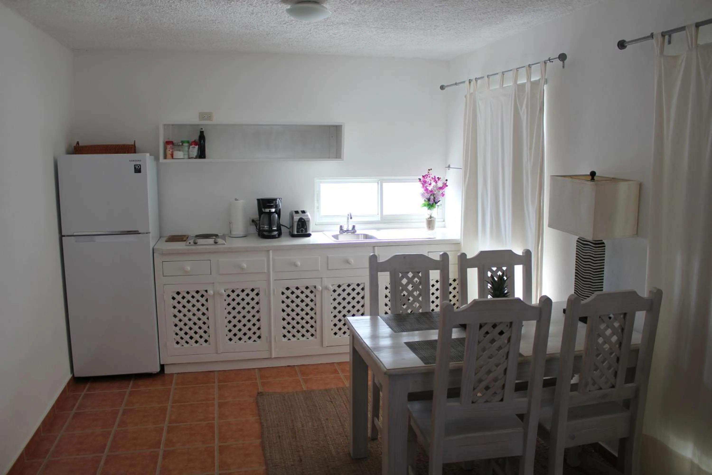 Kitchen or kitchenette in Bayahibe Guest House Hotel