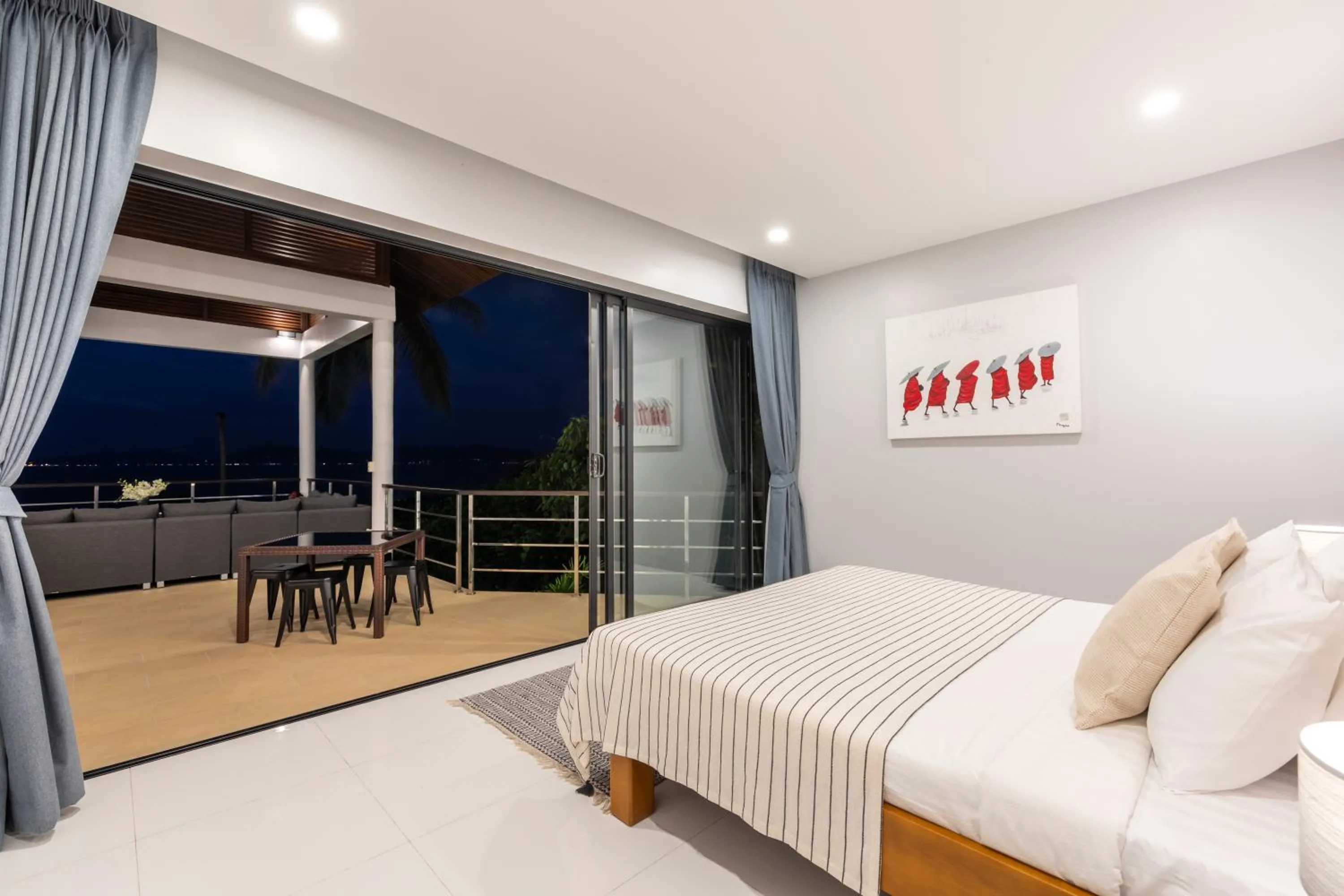 L'Esterel Villa - A Tropical Oasis at Maenam Hills