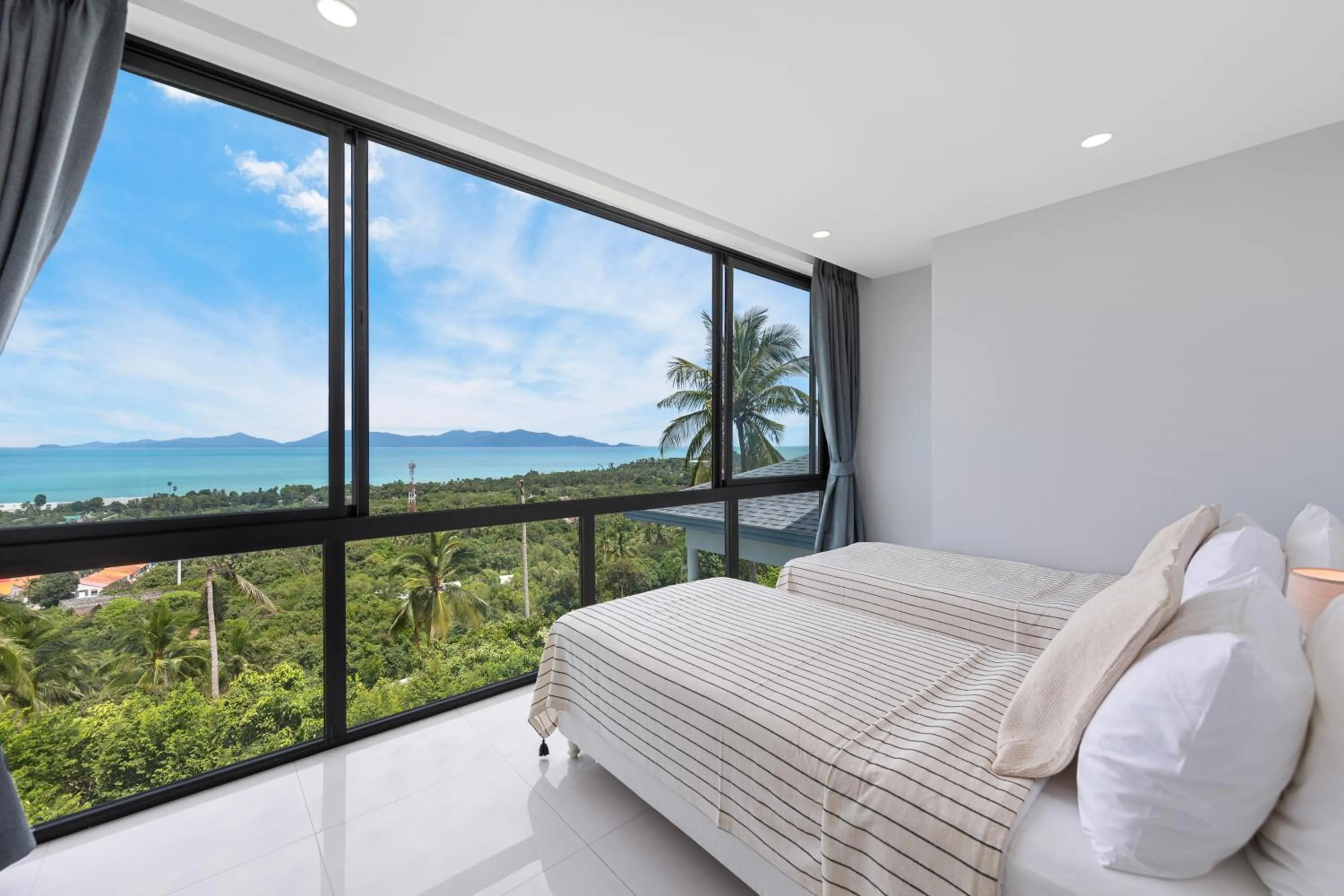 L'Esterel Villa - A Tropical Oasis at Maenam Hills