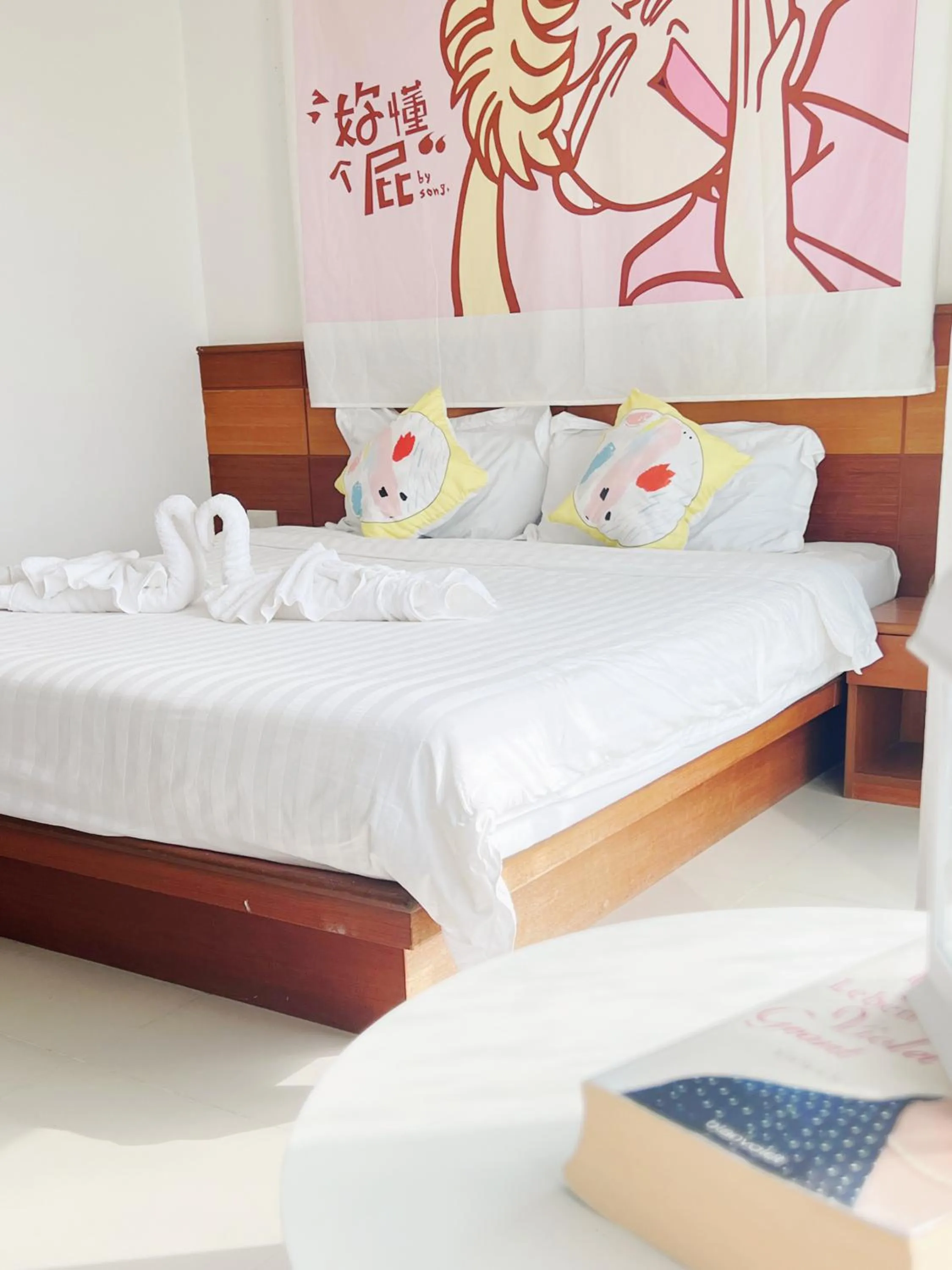 Bed in Lanting House Phuket