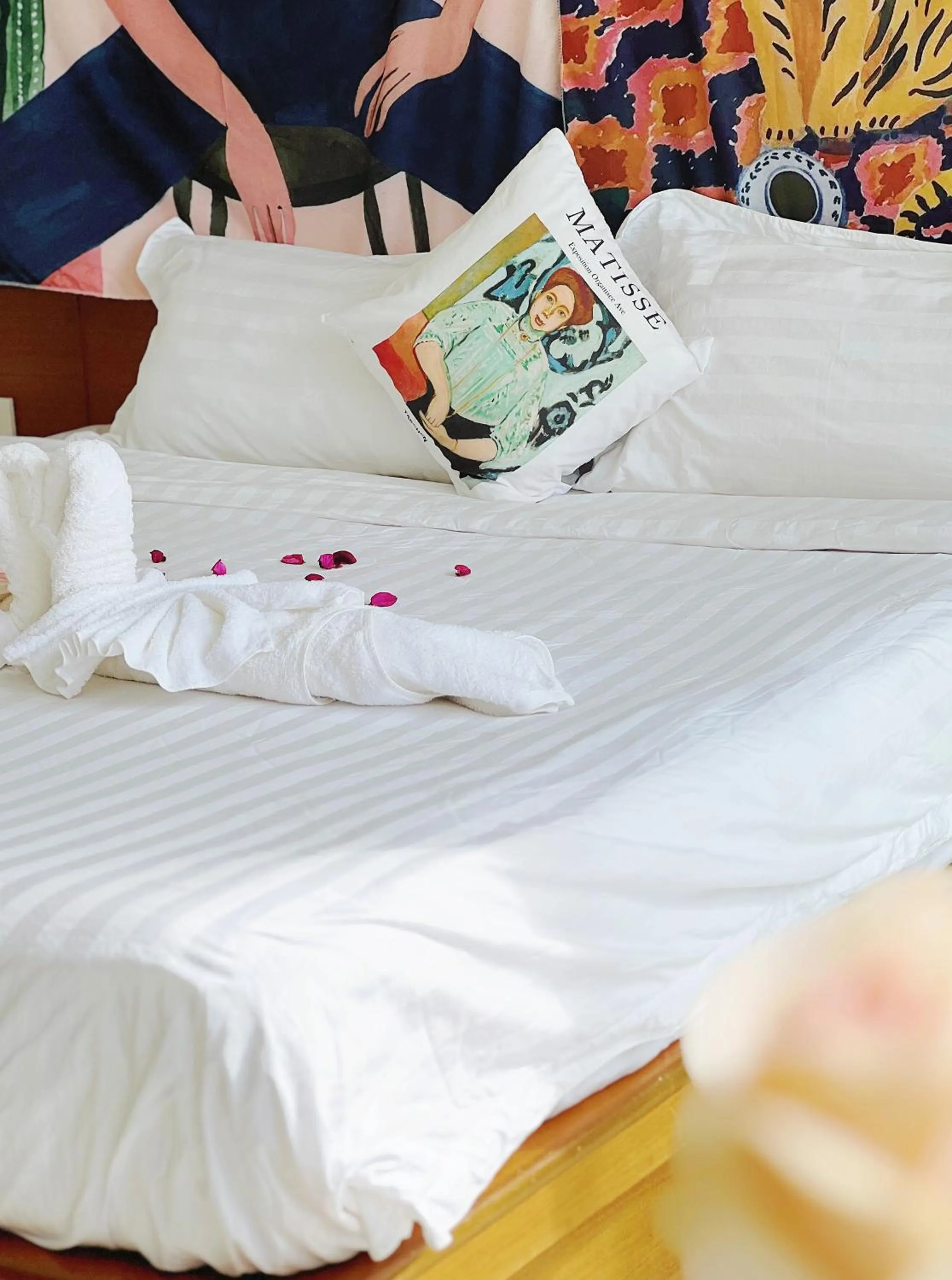 Bed in Lanting House Phuket