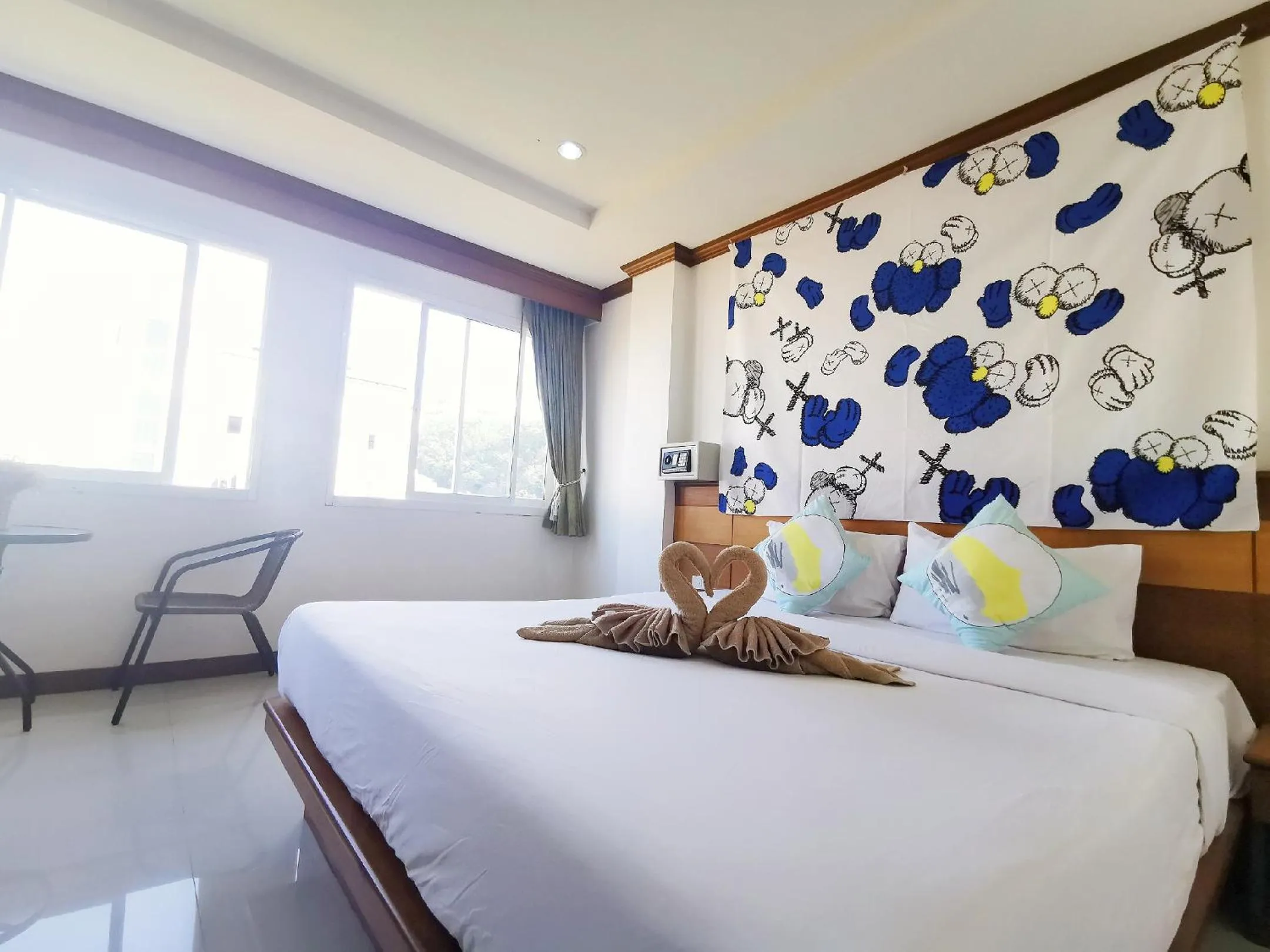 Bed in Lanting House Phuket